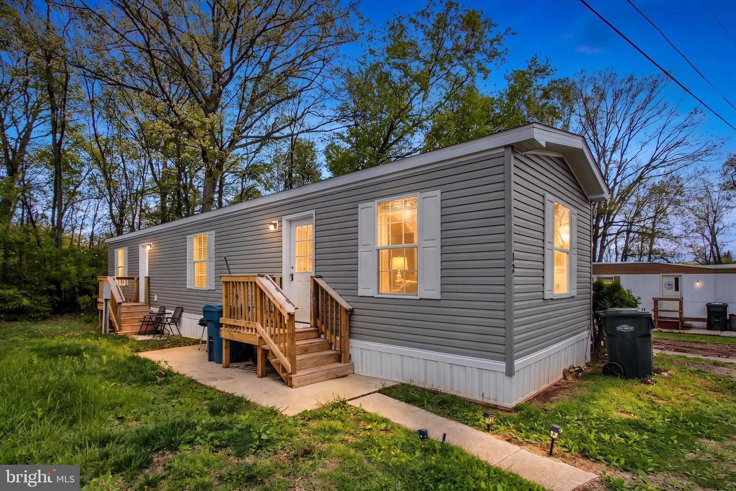 12 Mobile Drive, Thomasville