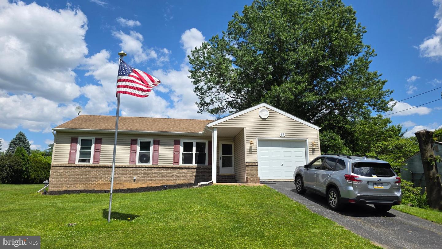 65 Vinton Drive, York