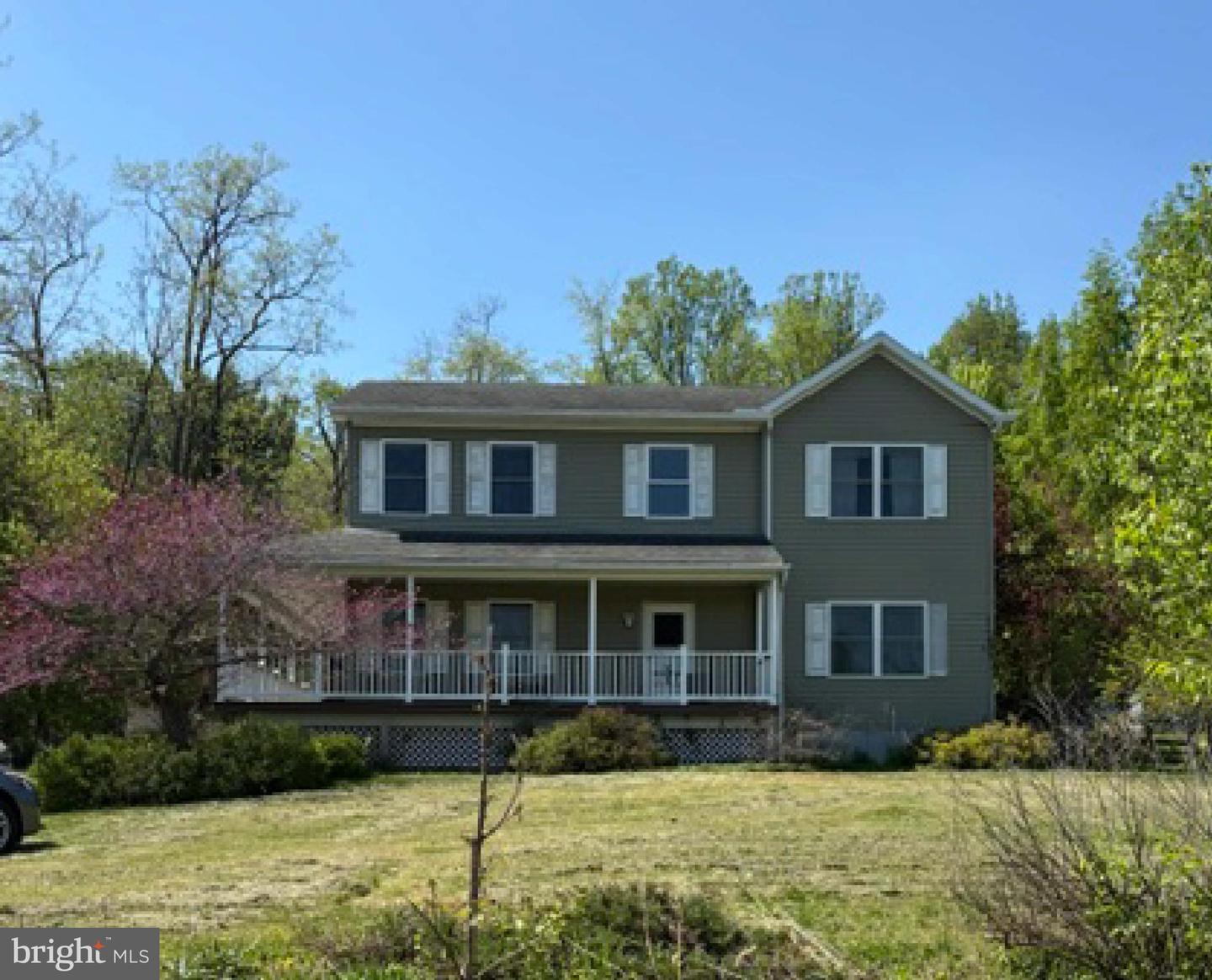 5 W Greenhouse Road, Dillsburg