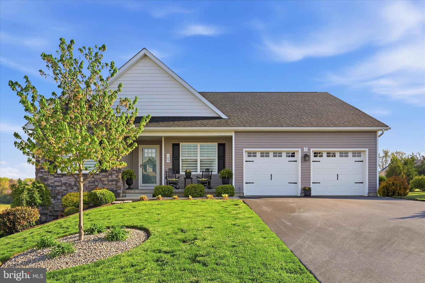 189 Cedarlyn Drive, York