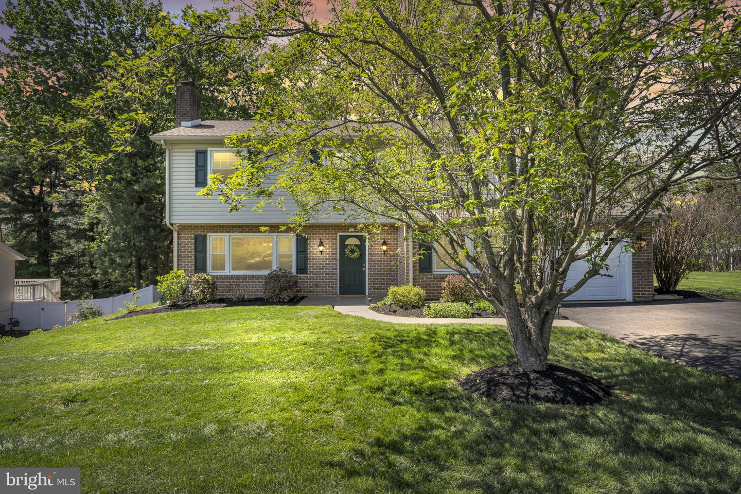 6234 Leader Drive, York