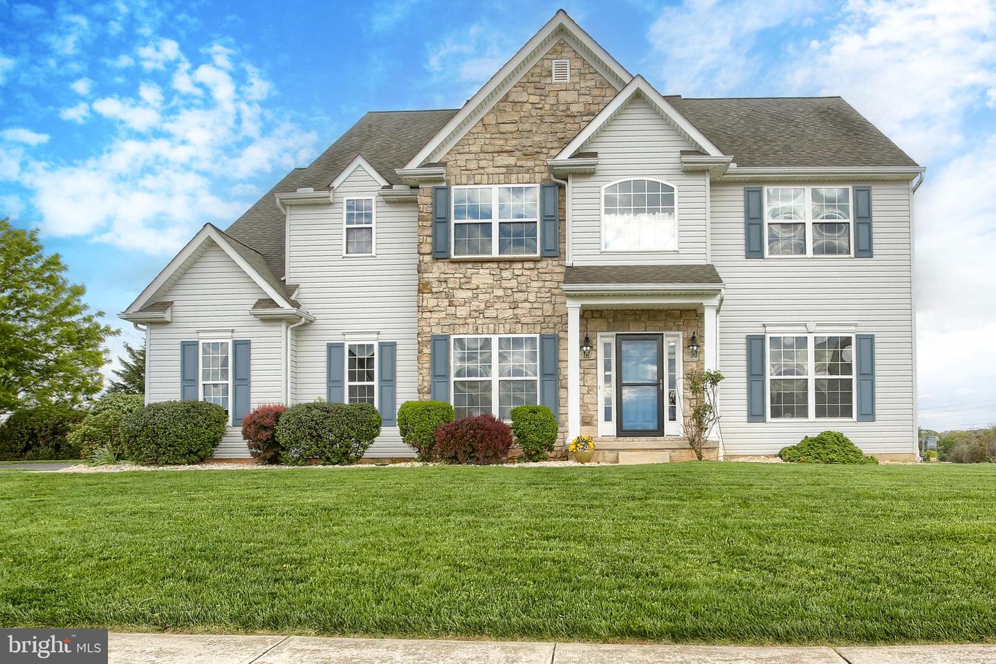 552 Soapstone Lane, York