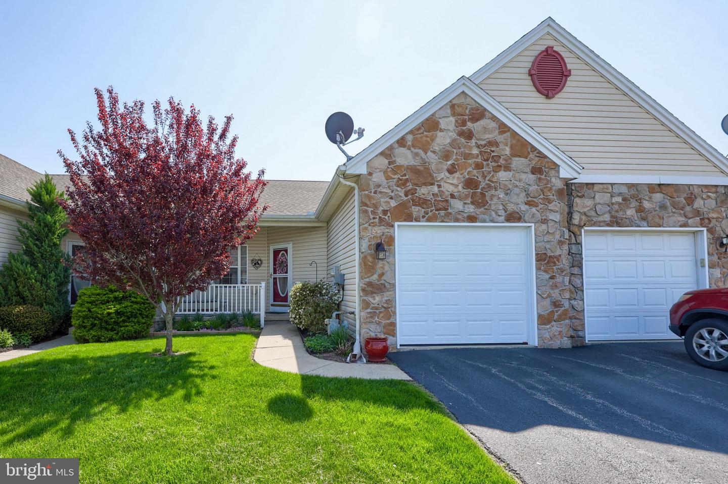 1843 Deerfield Drive, Dover
