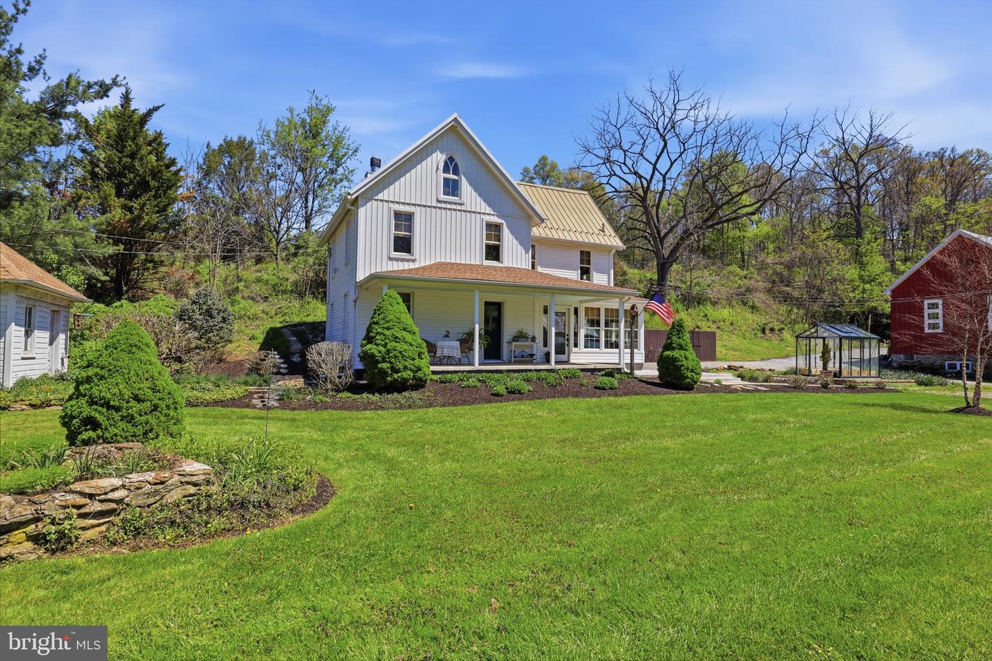 1689 Tolna Junction Lane