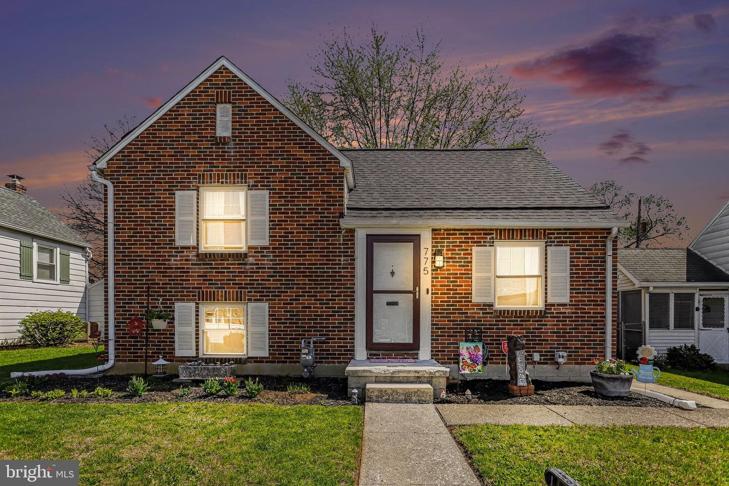 775 Carl Street, York