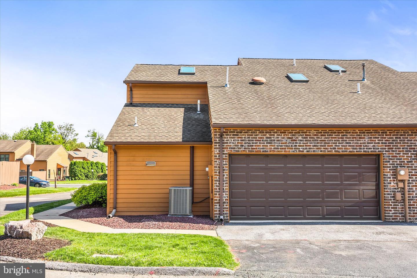 39 Westview Manor #39, York