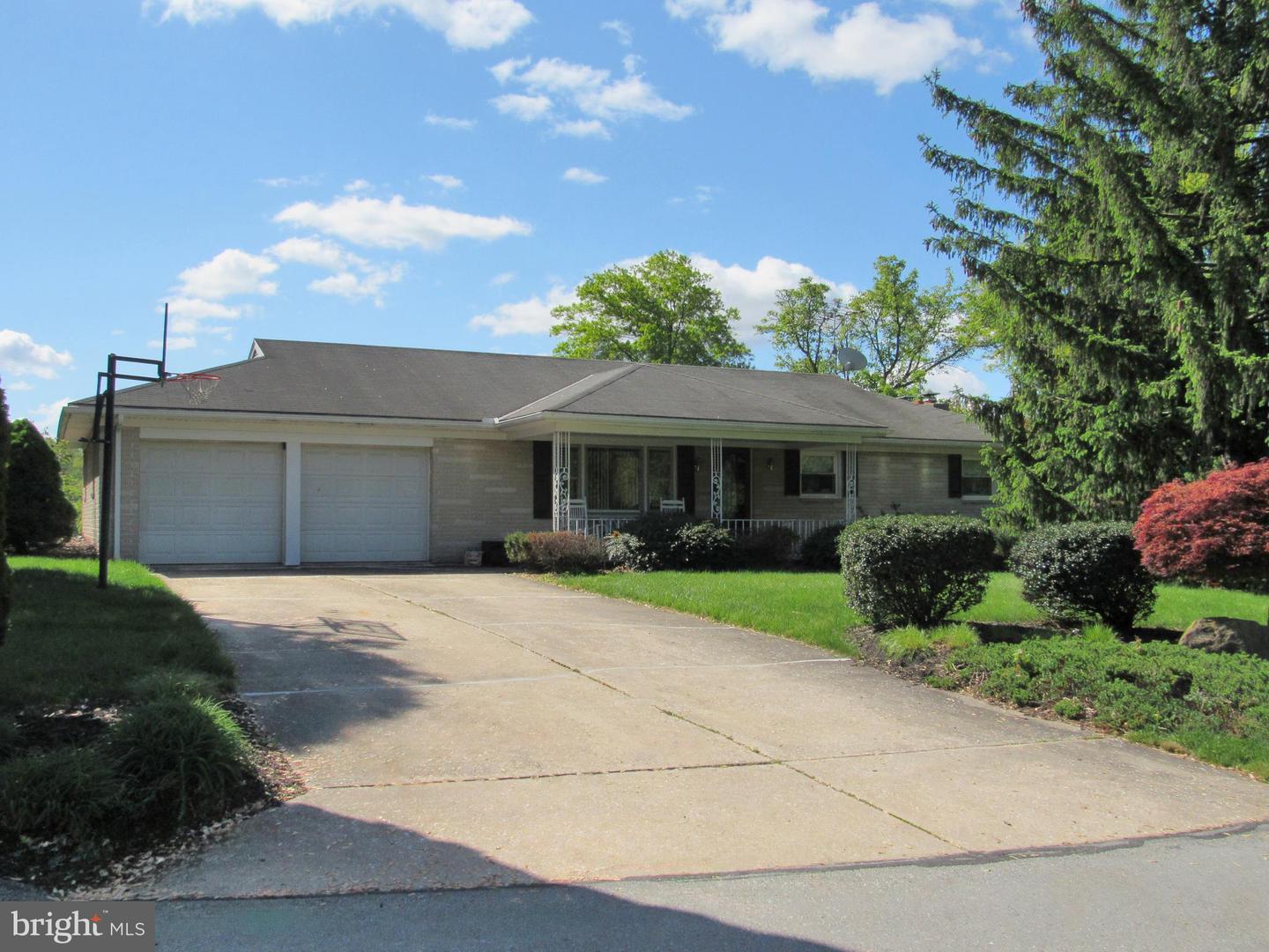 2013 Black Oak Drive