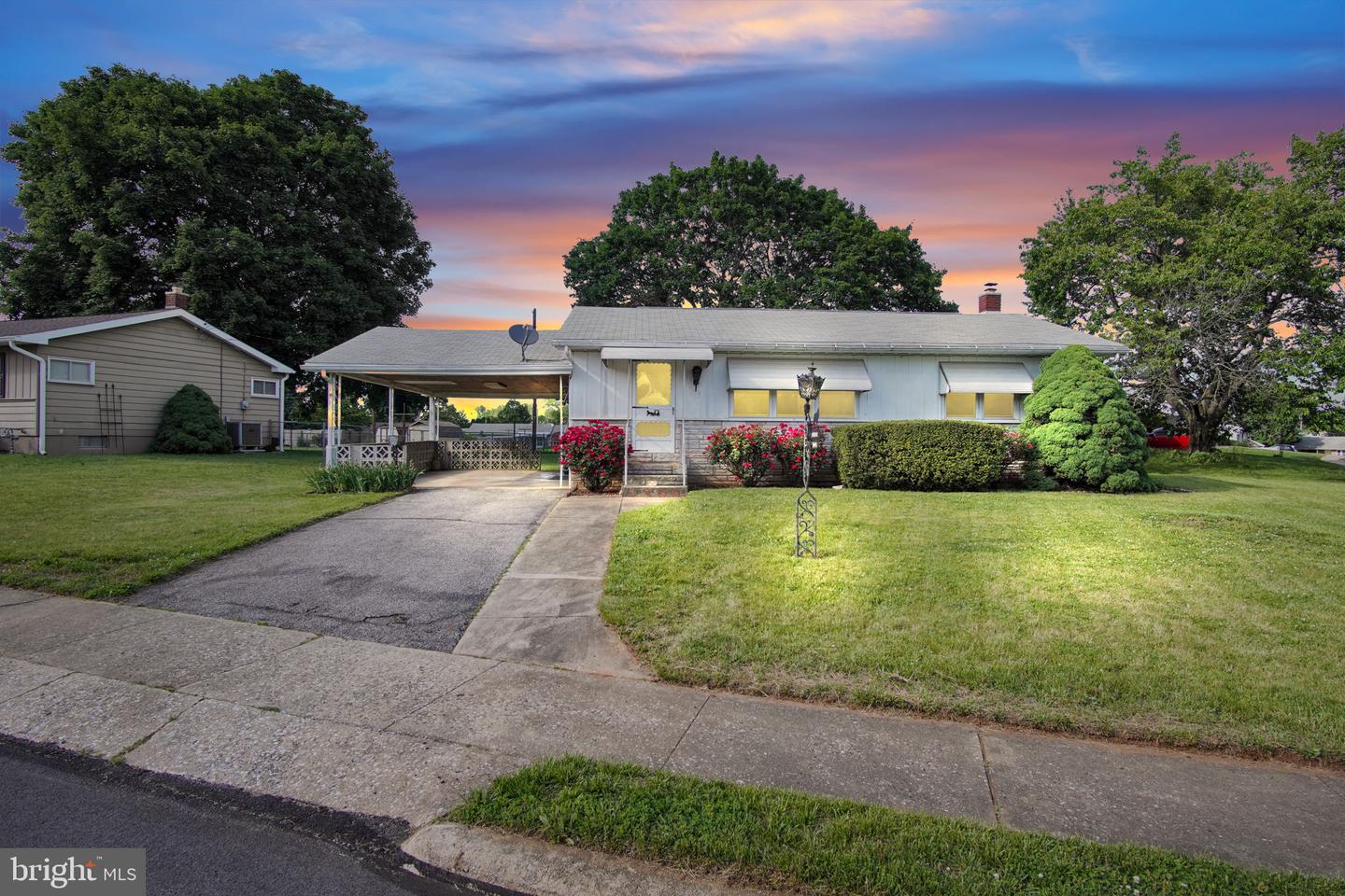 844 Gunnison Road, York