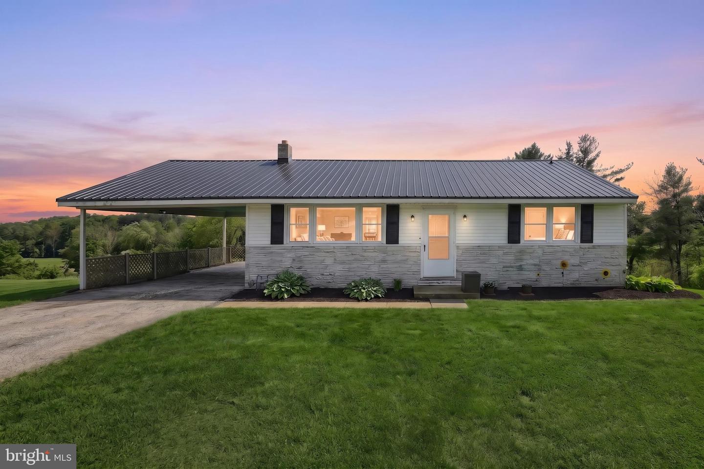 4834 E Prospect Road, York
