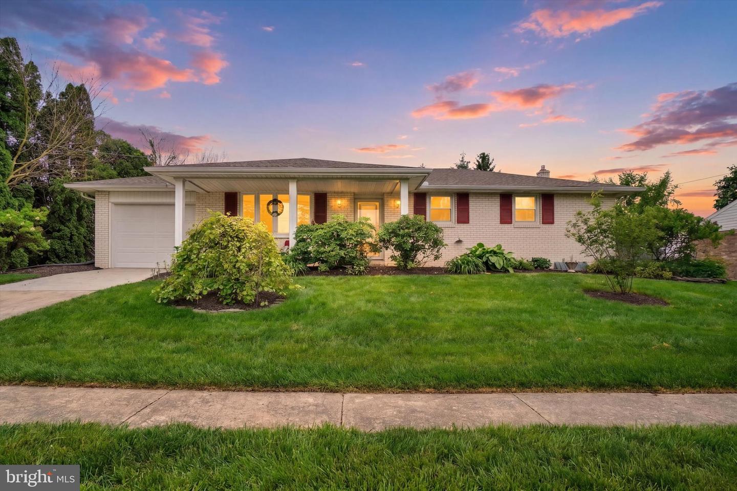 2238 Cedar Road, York