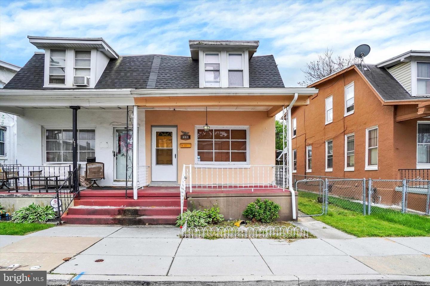 120 E Jackson Street, York