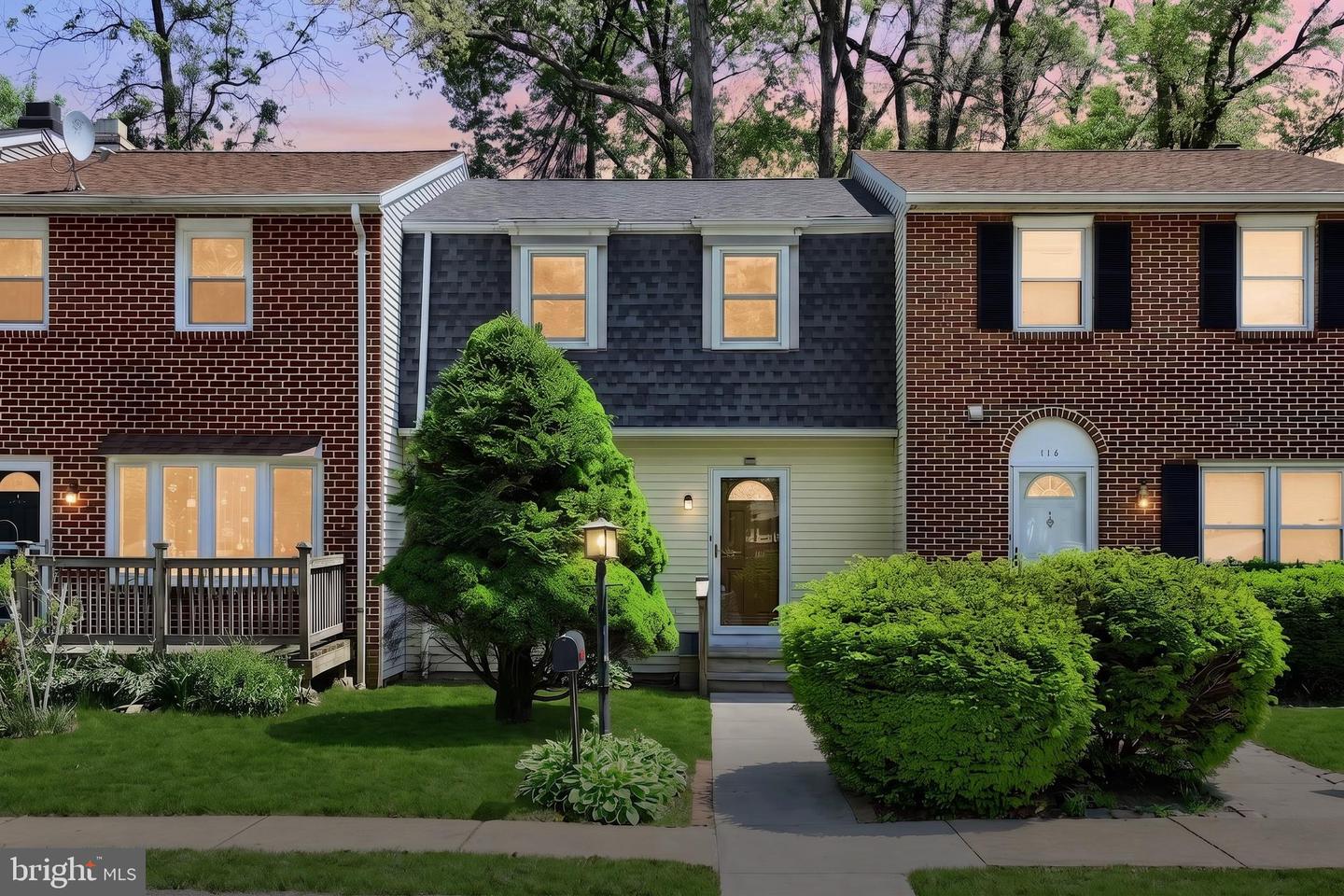 116 Covington Drive, Shrewsbury
