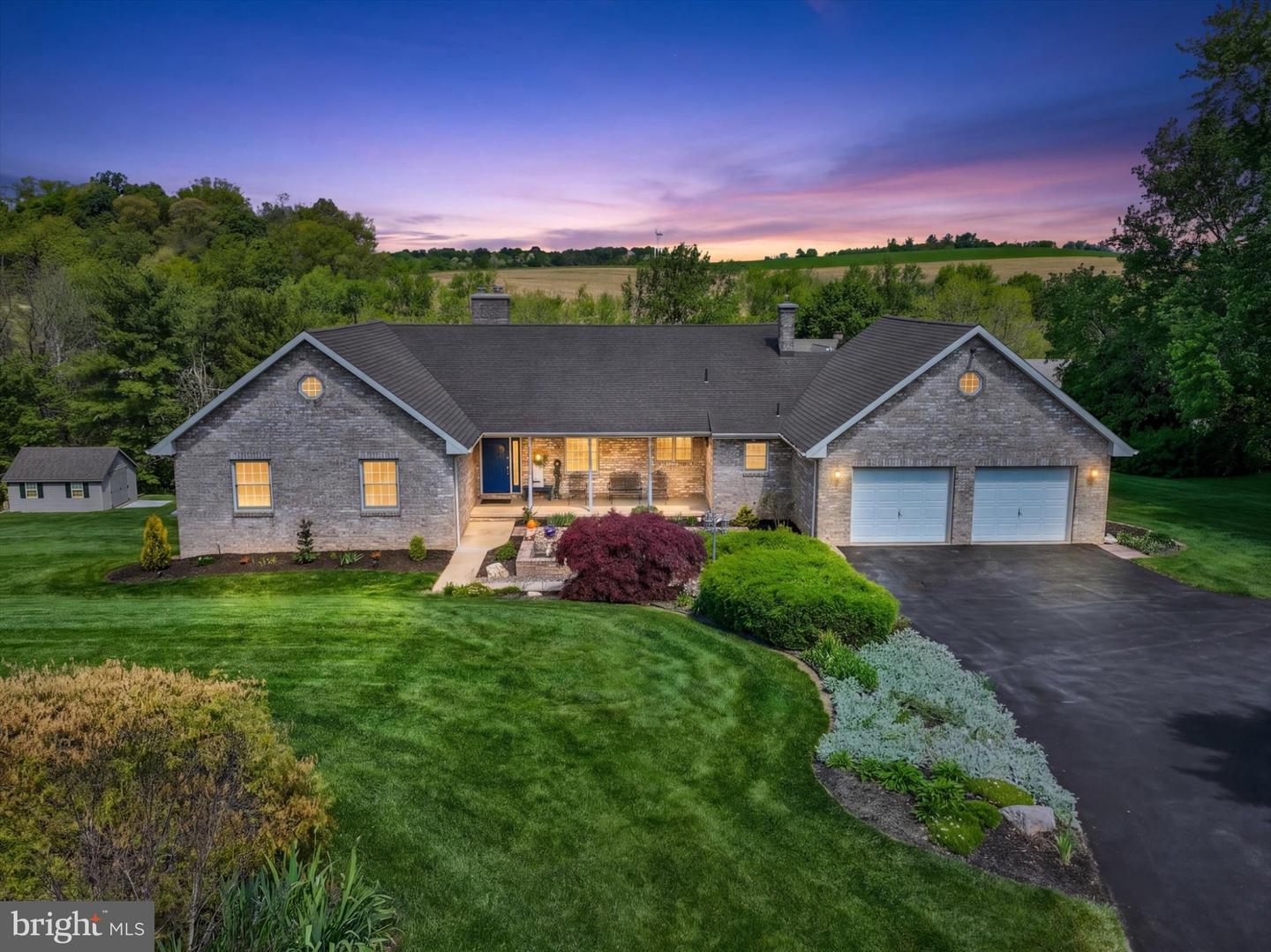 990 S Pleasant Avenue, Dallastown