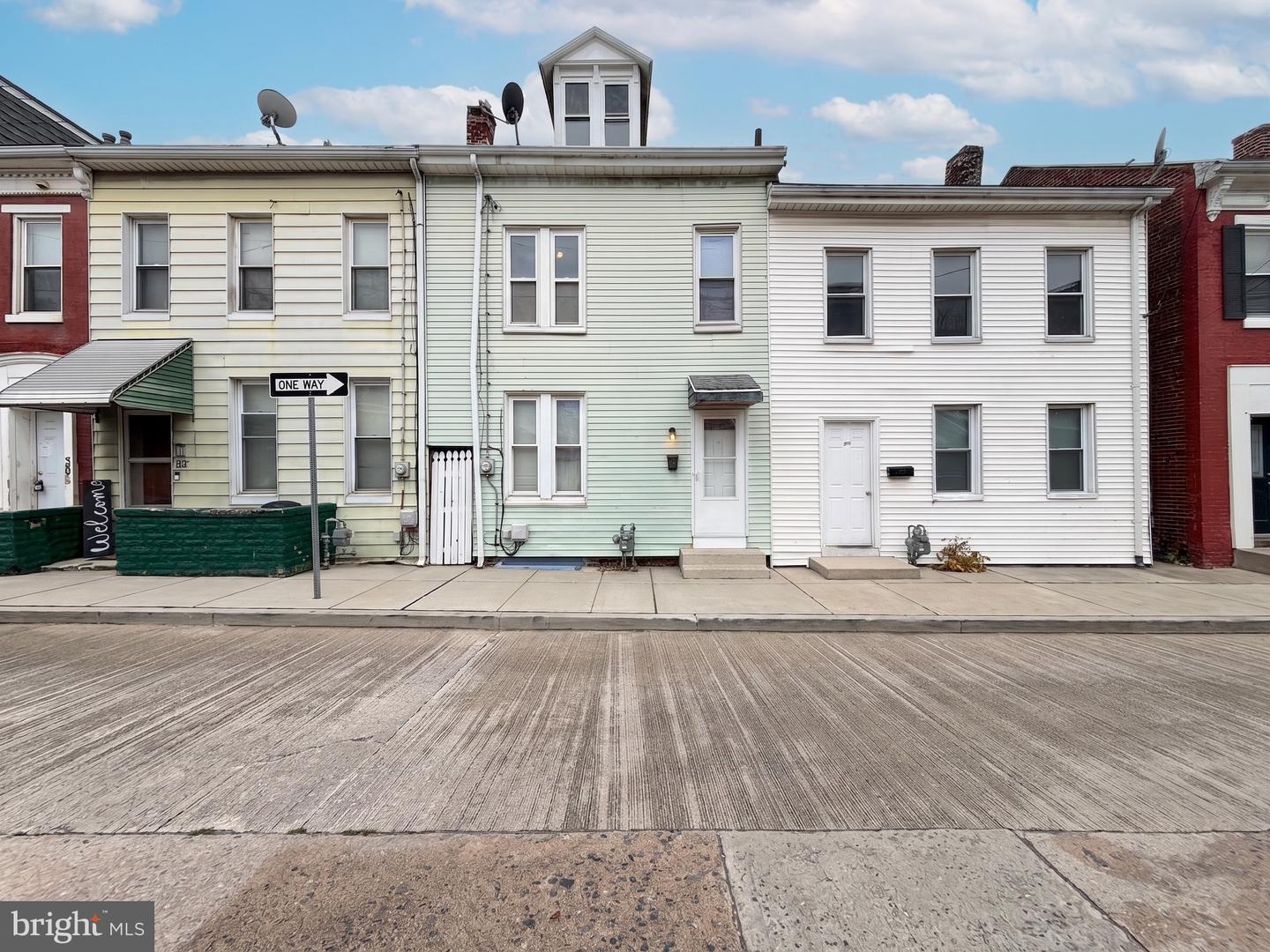 34 N Franklin Street