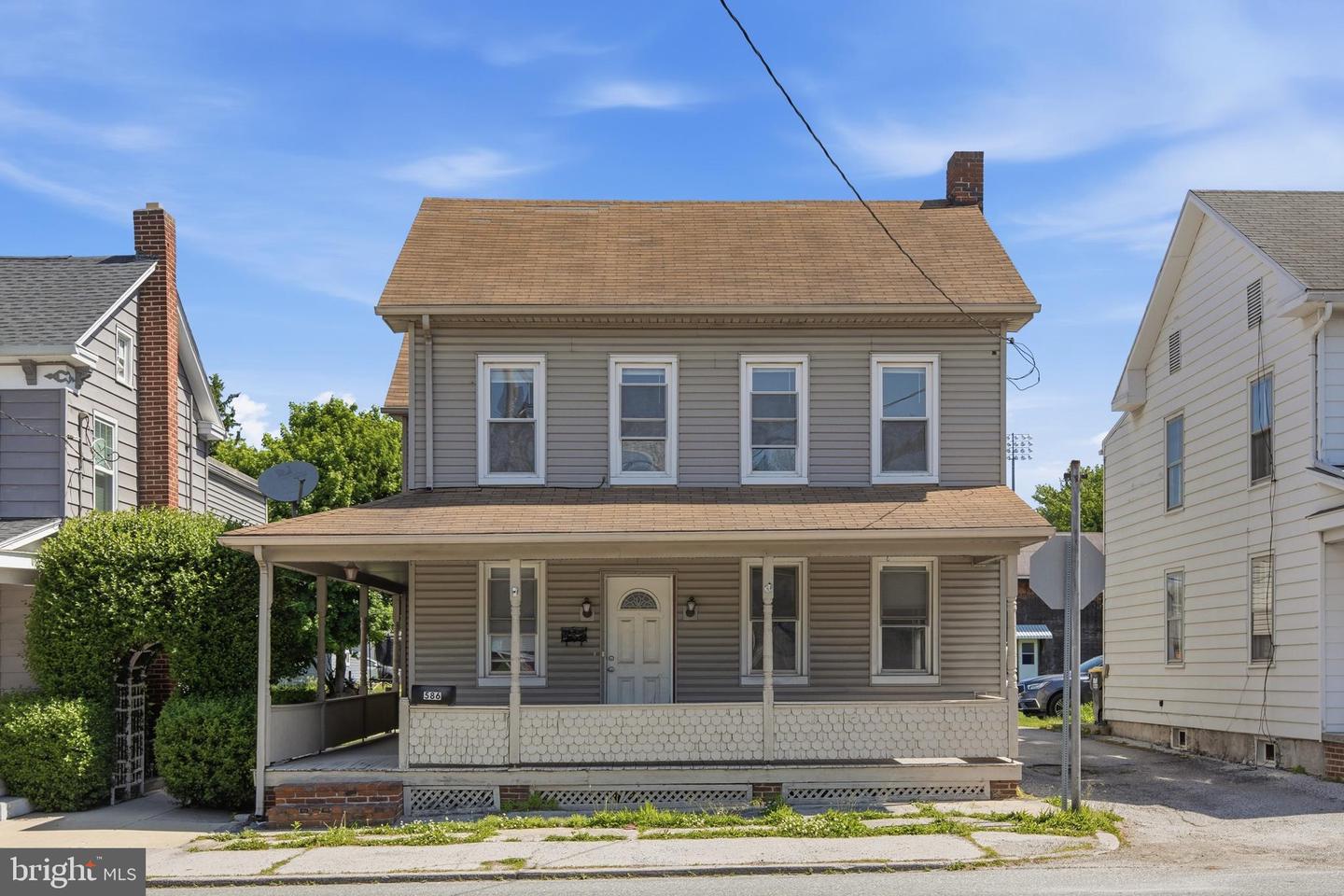 586 Baltimore Street