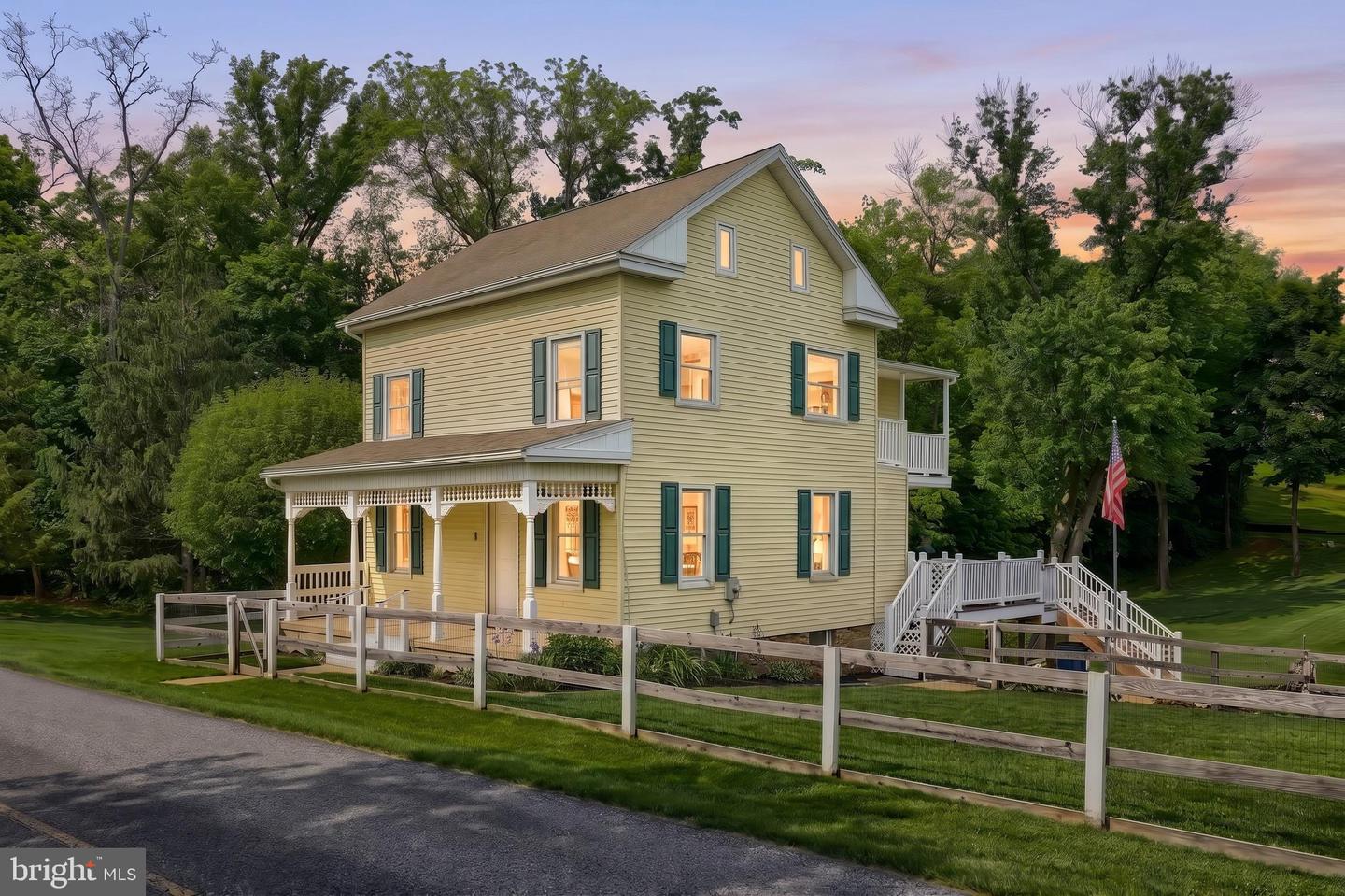 1425 Sunnyside Road, Spring Grove