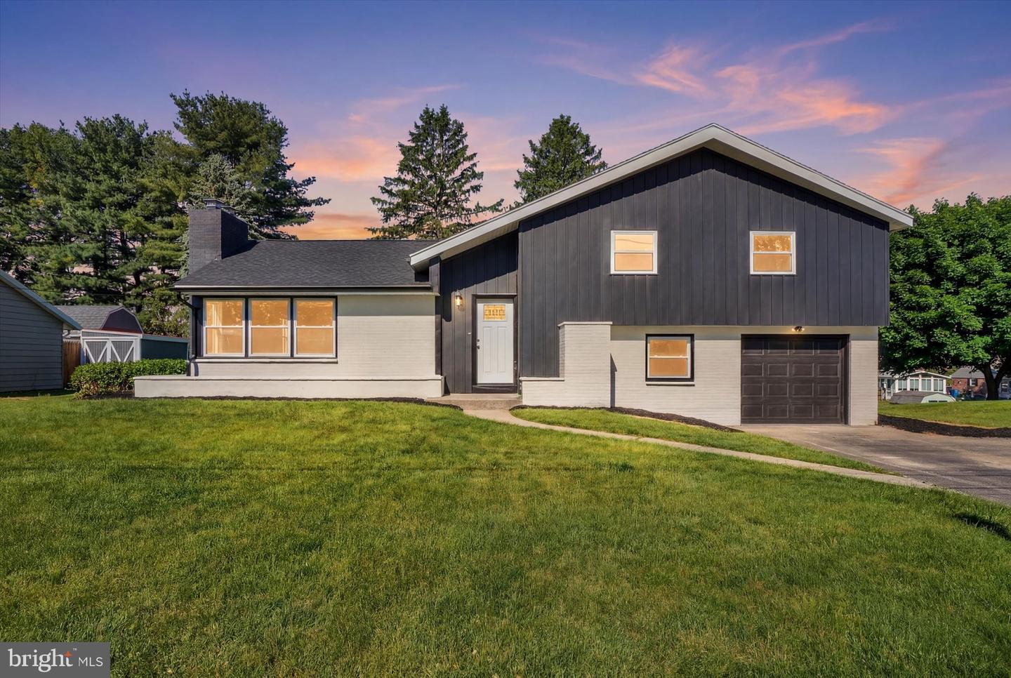 2330 Birch Road, York