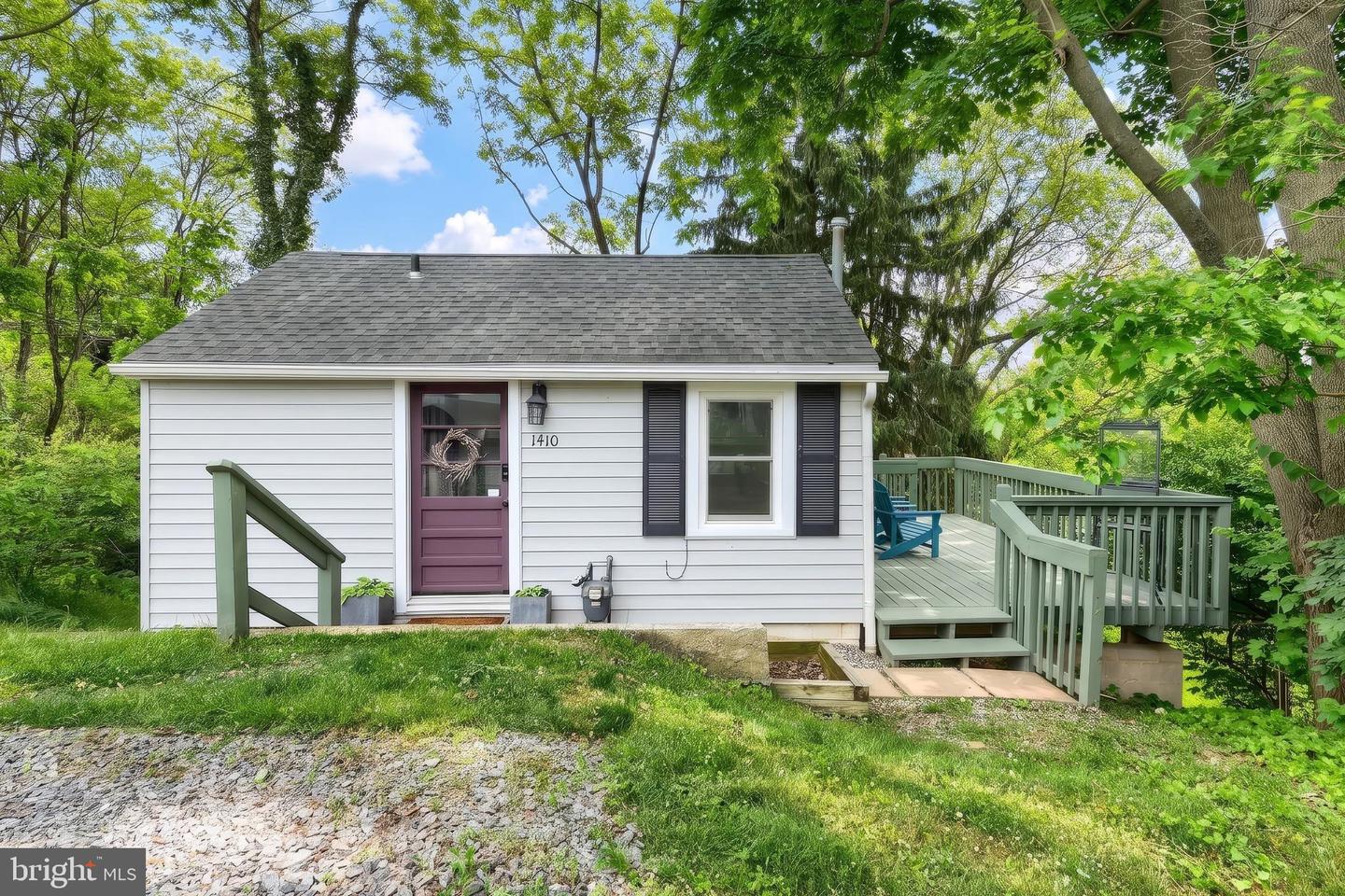 1410 W Locust St