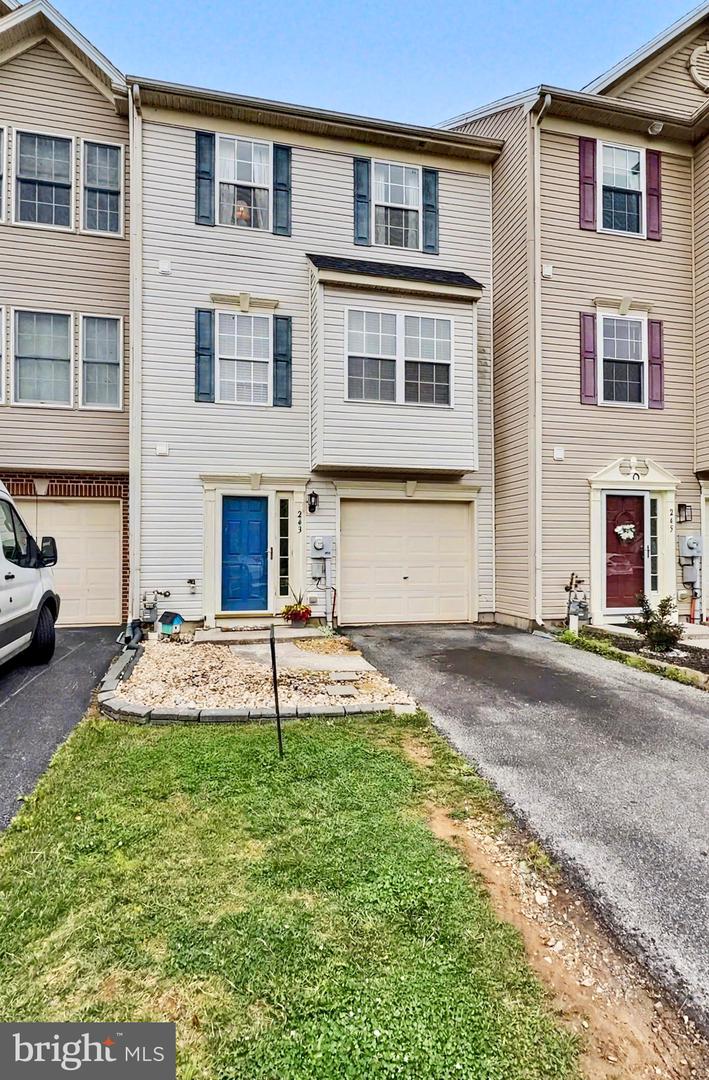 243 Country Ridge Drive, Red Lion