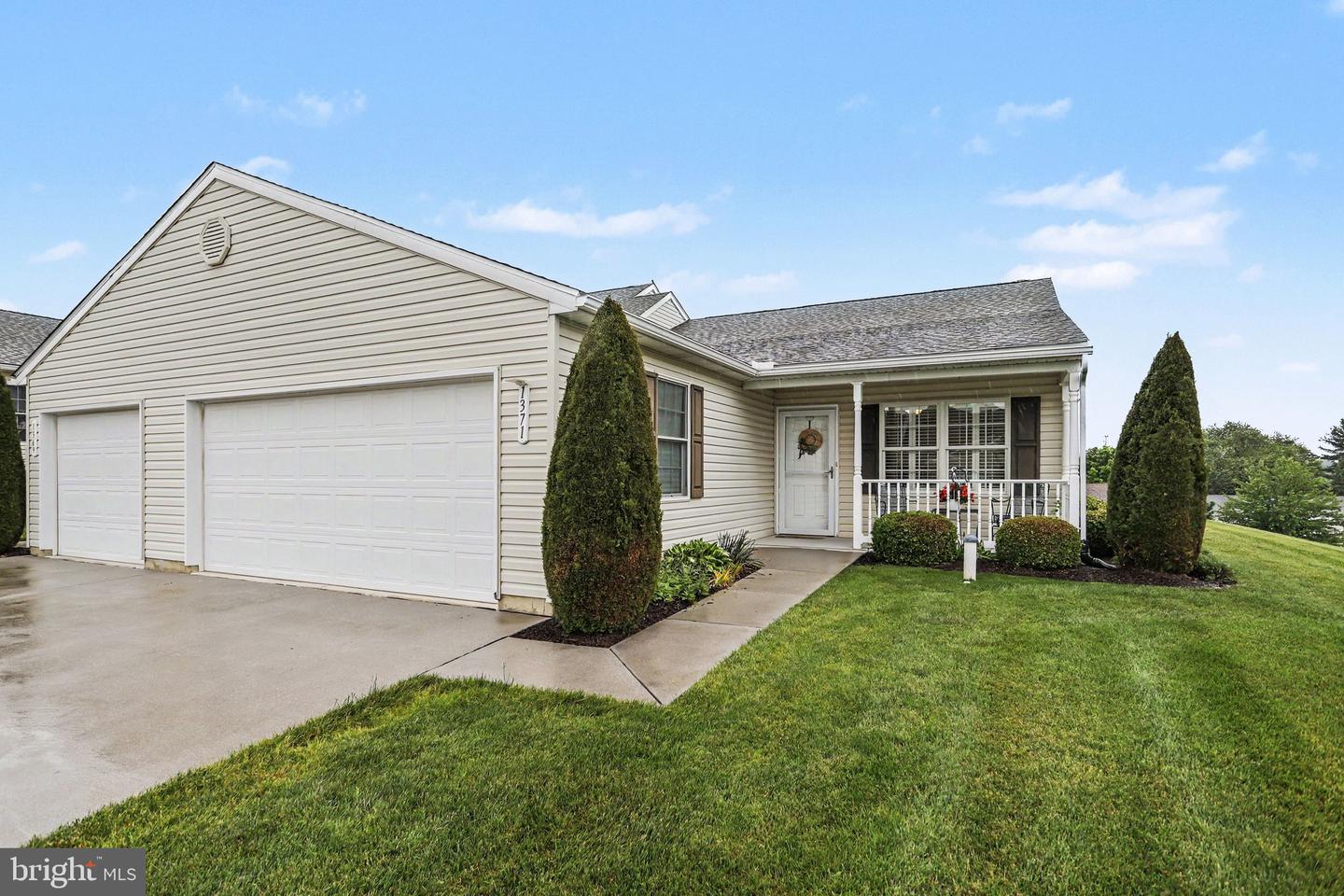 1371 Chami Drive #166, Spring Grove