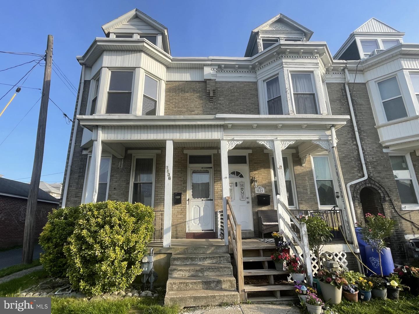 1136 E South Street, York