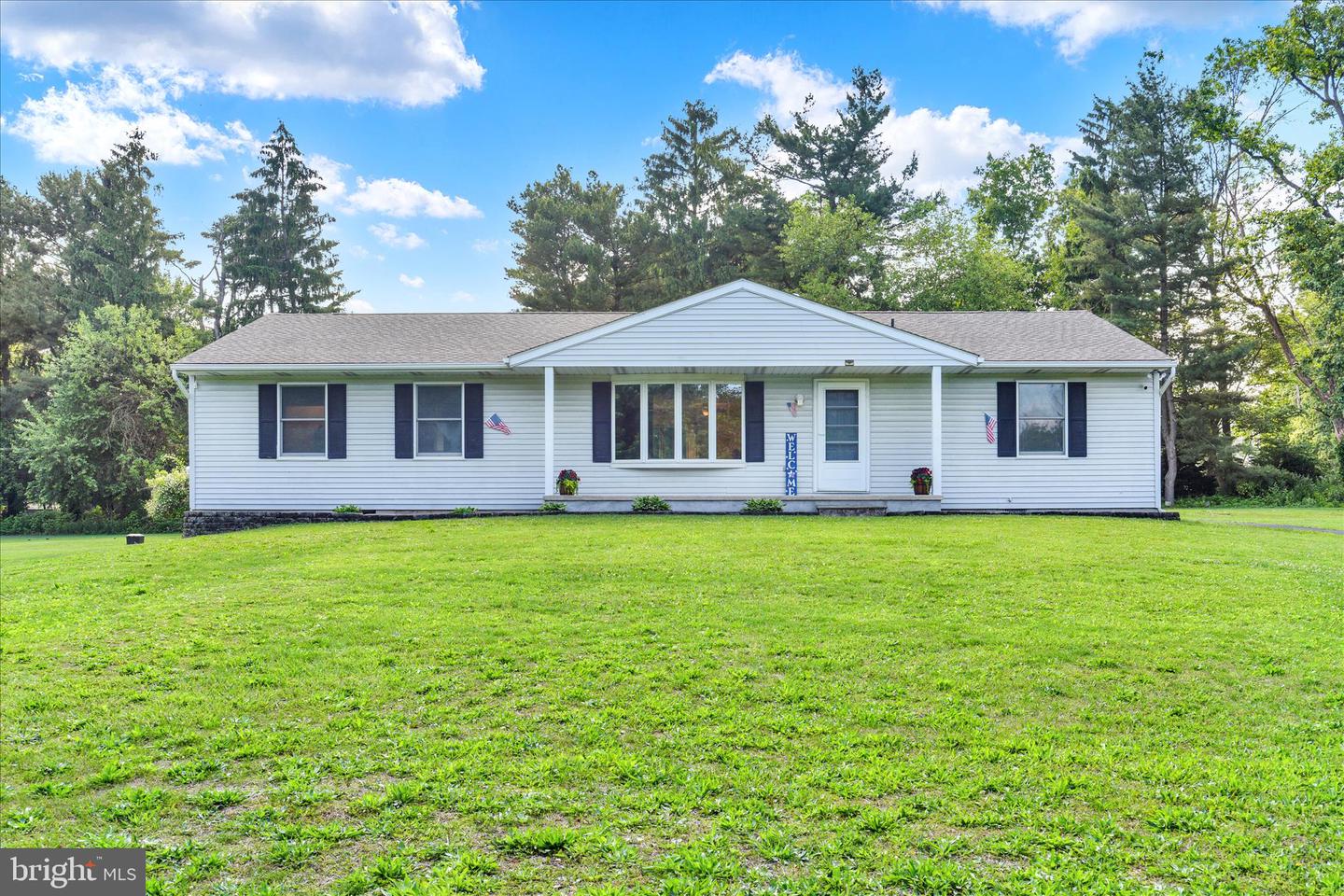 24 Keeney Sunset Drive, Shrewsbury