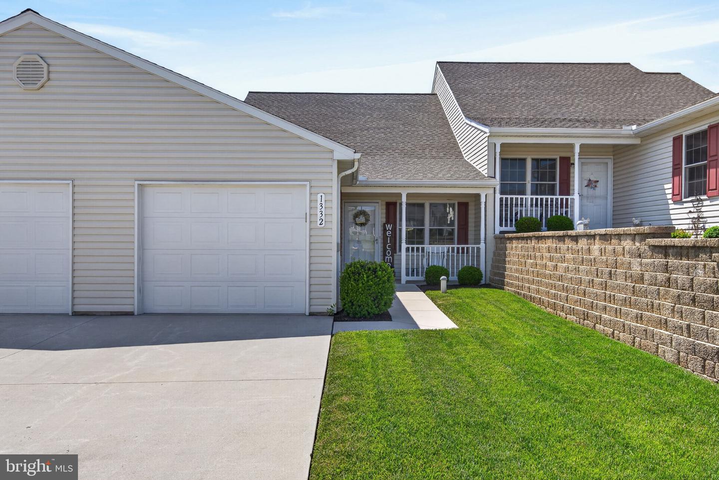 1332 Pleasant View Drive #75, Spring Grove