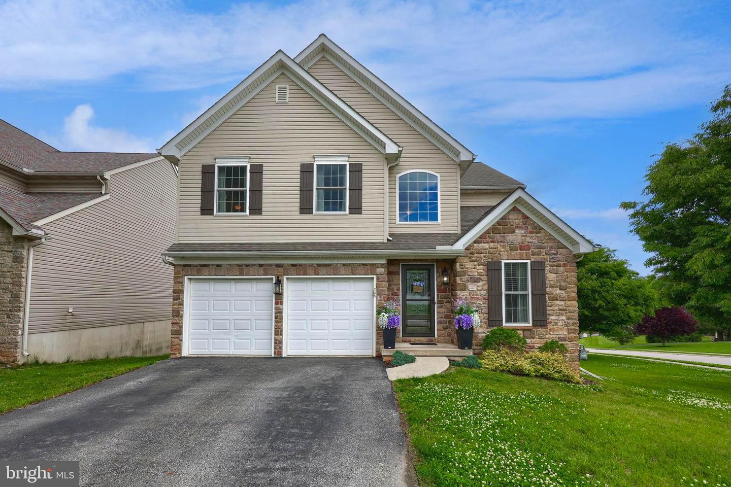 745 Thomas Armor Drive, Windsor