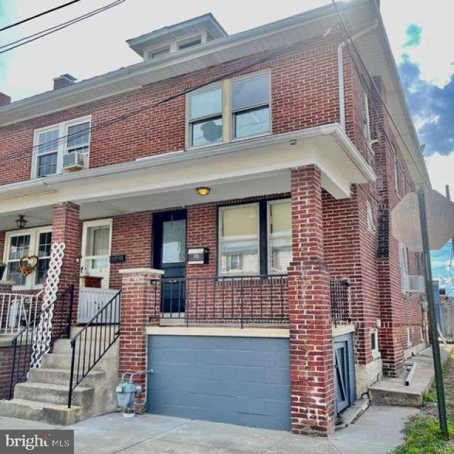10 N Pearl Street