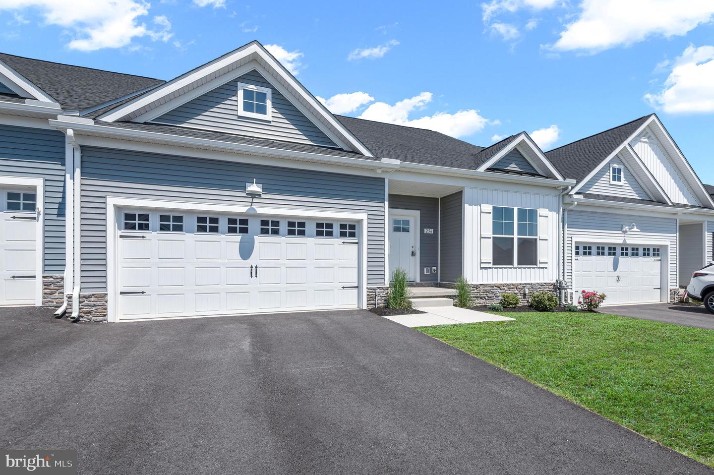 216 Ridge View Lane