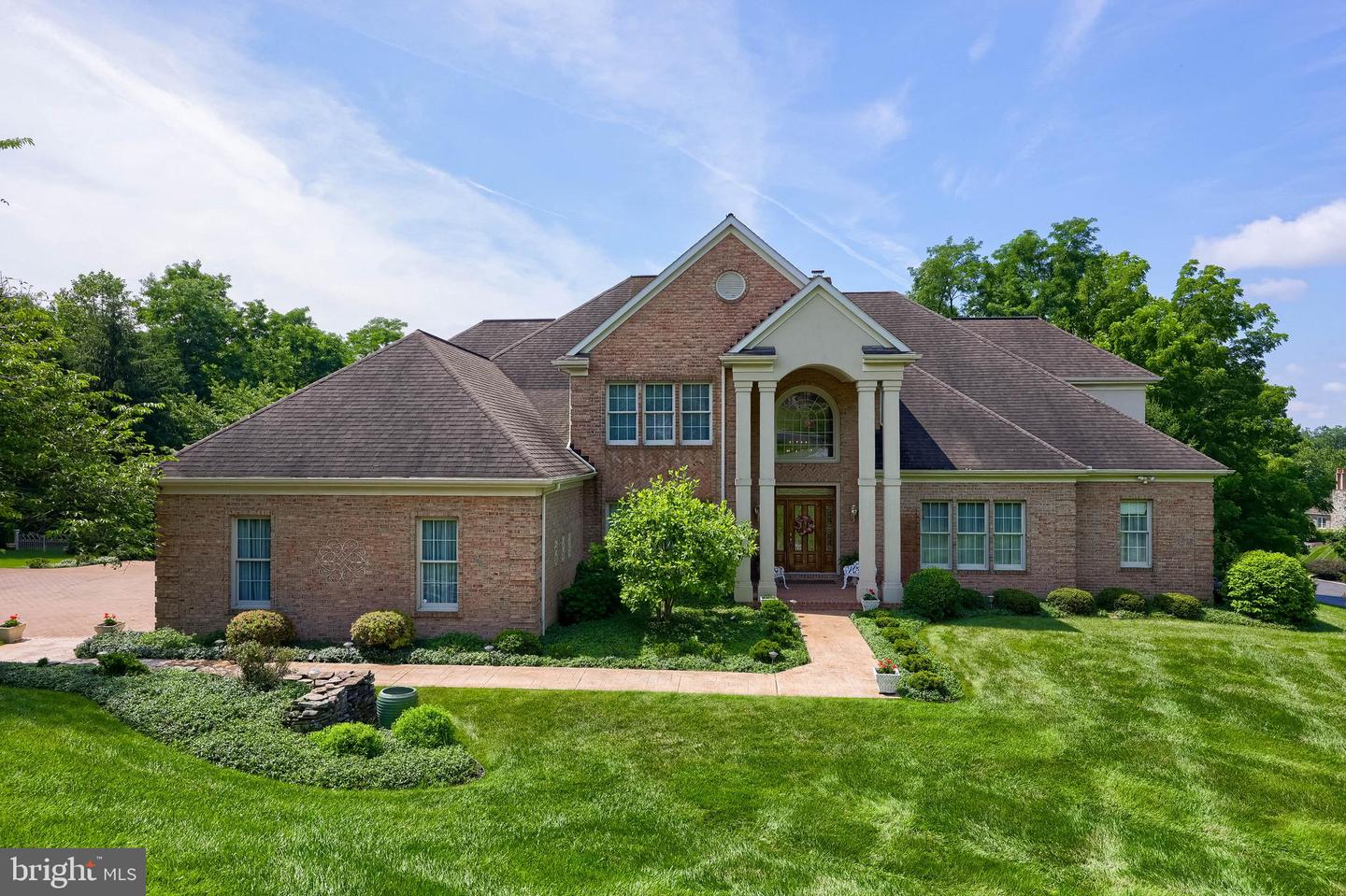 1190 Overbrook Circle