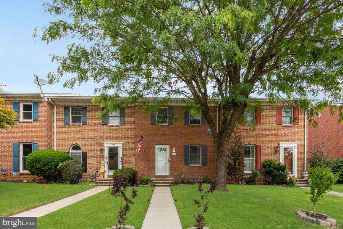 228 Georgetown Cir