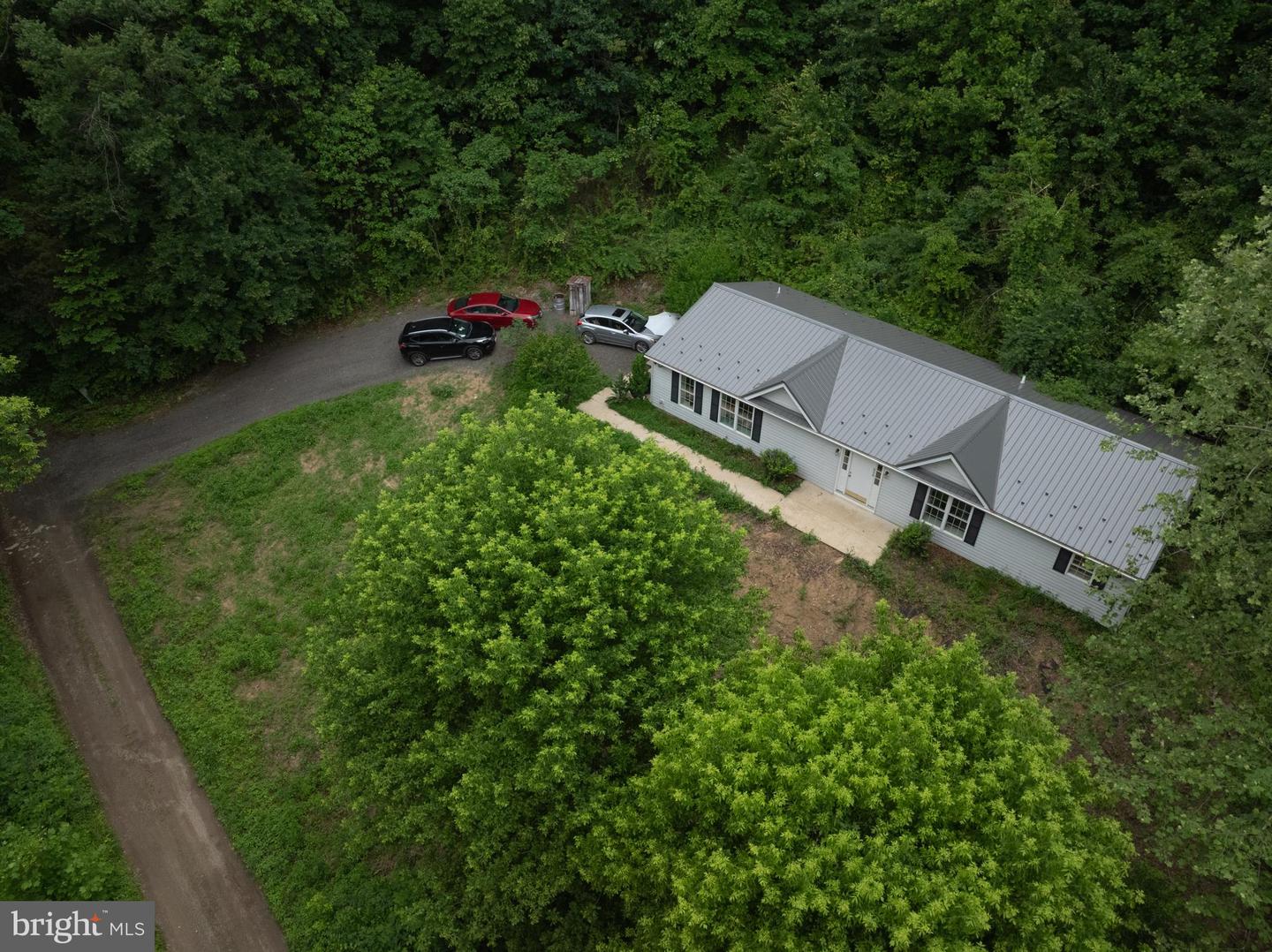250 Robin Trail