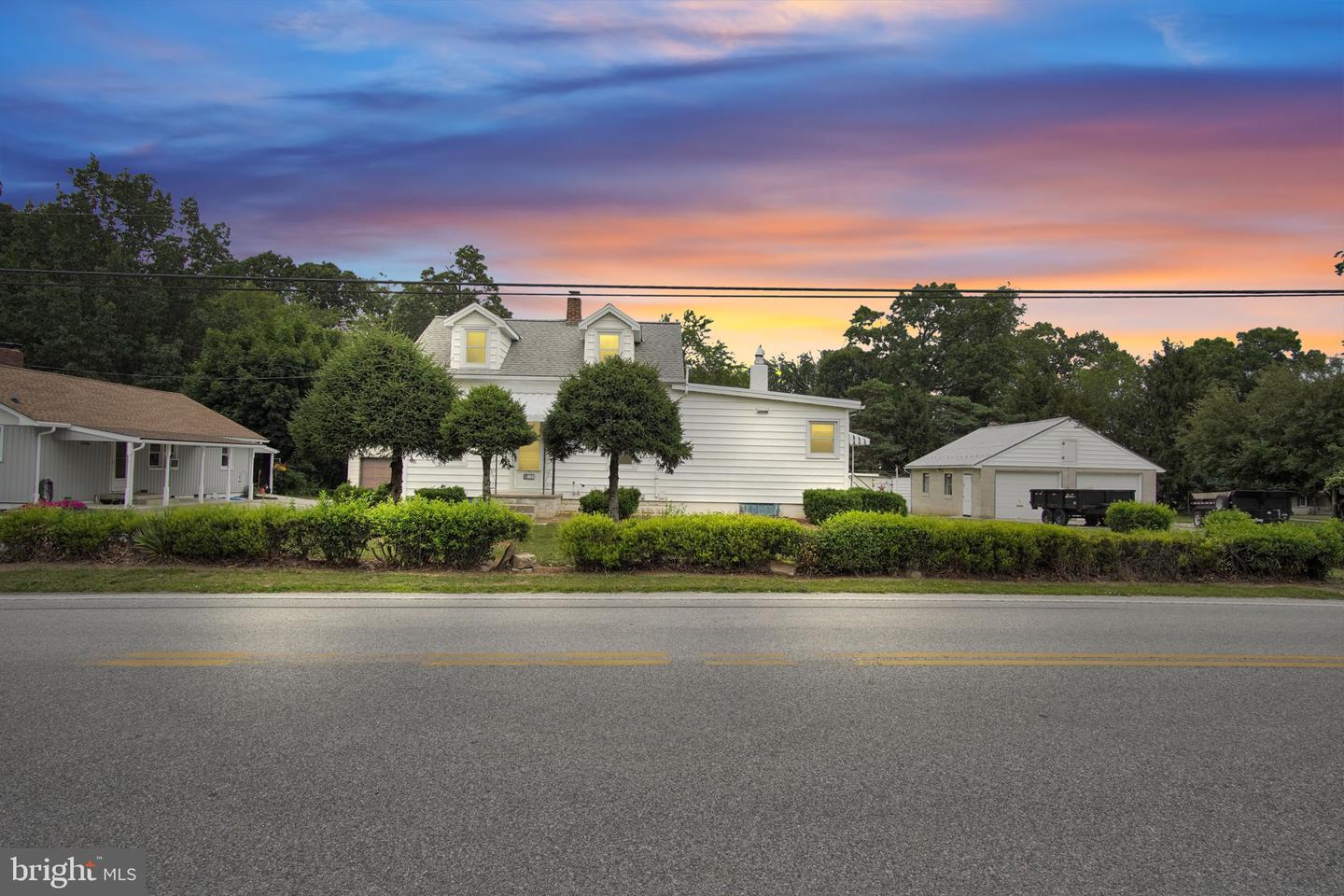 660 Black Rock Road