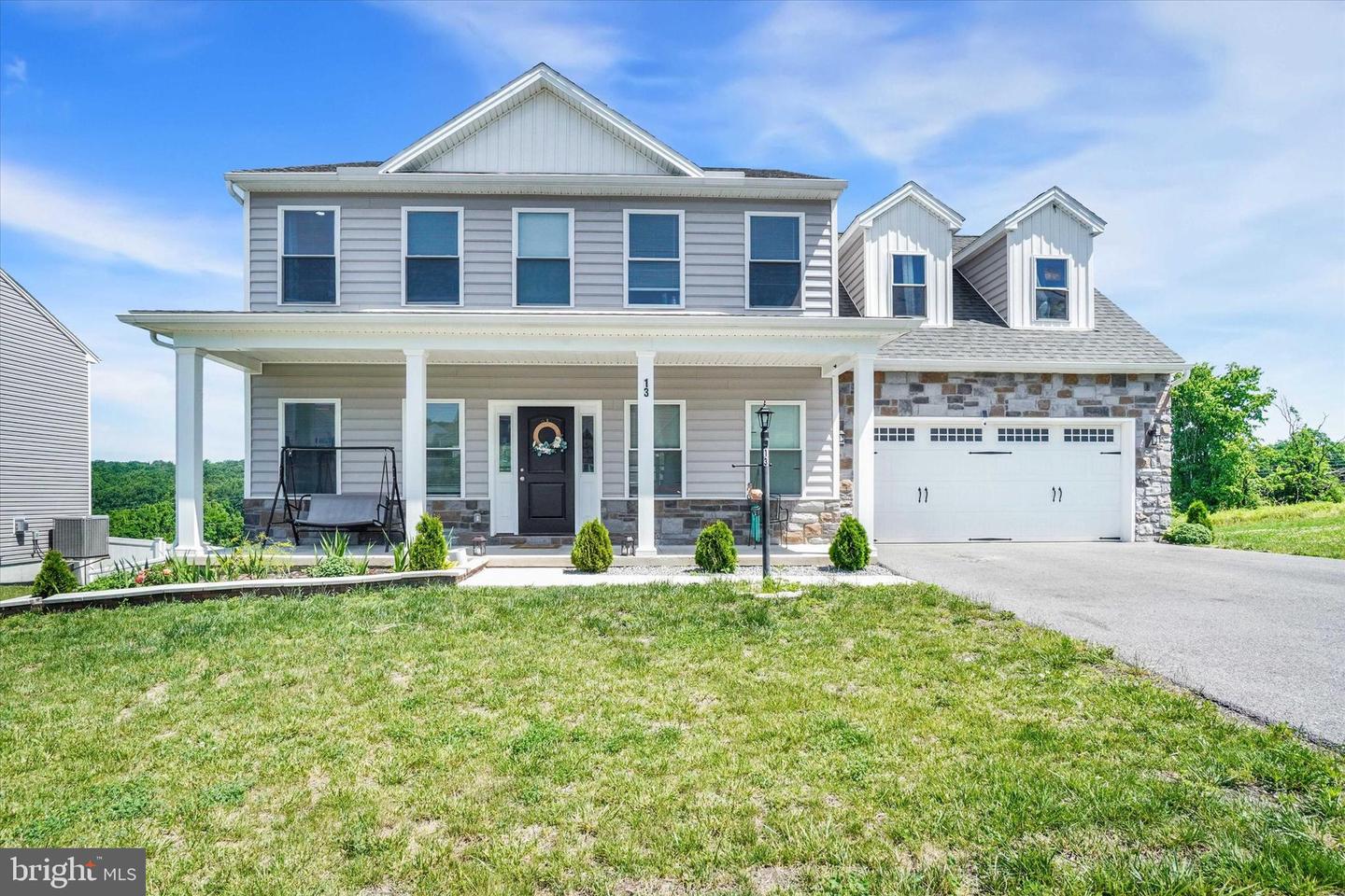 13 Bentley Court