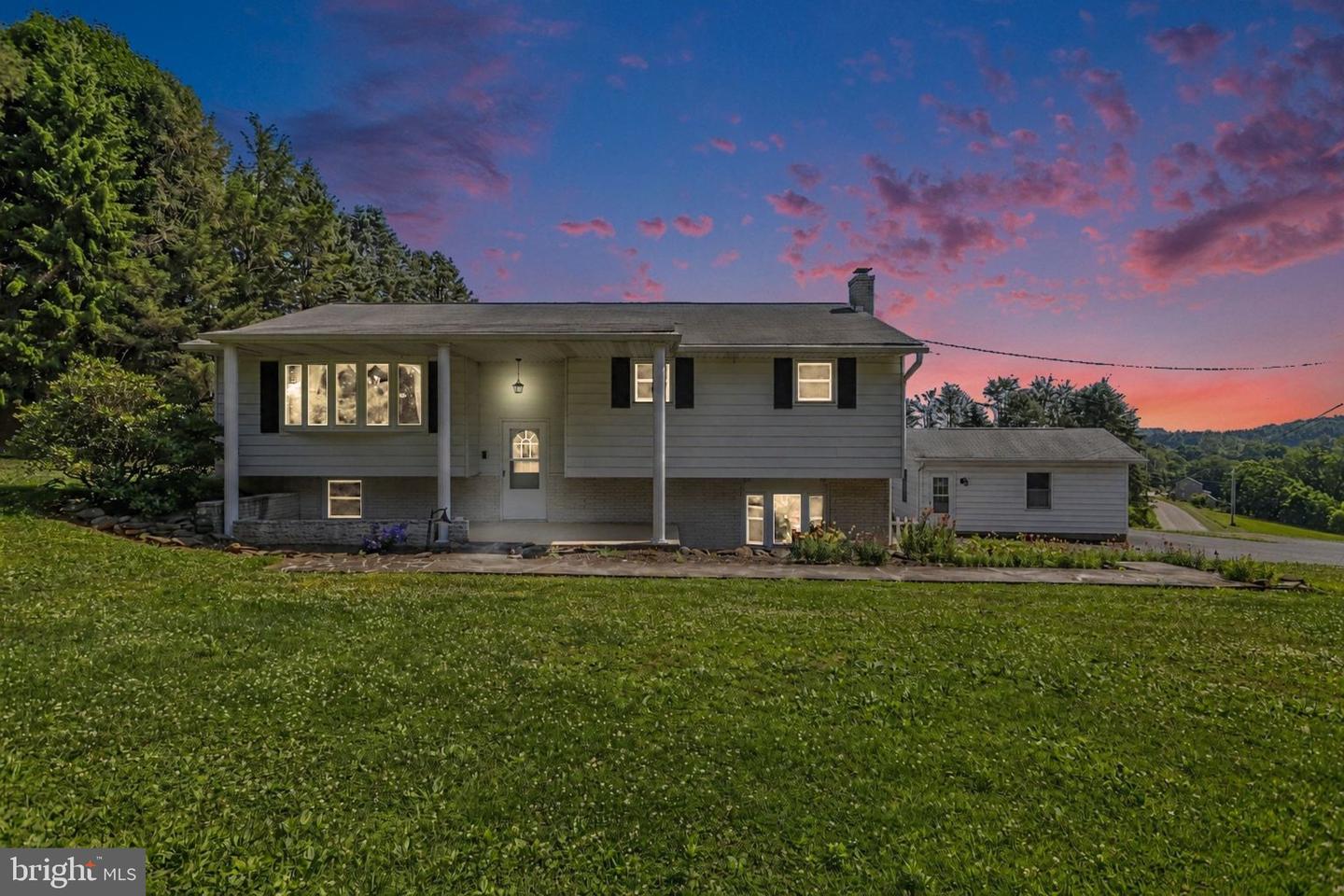 2715 Reservoir Road