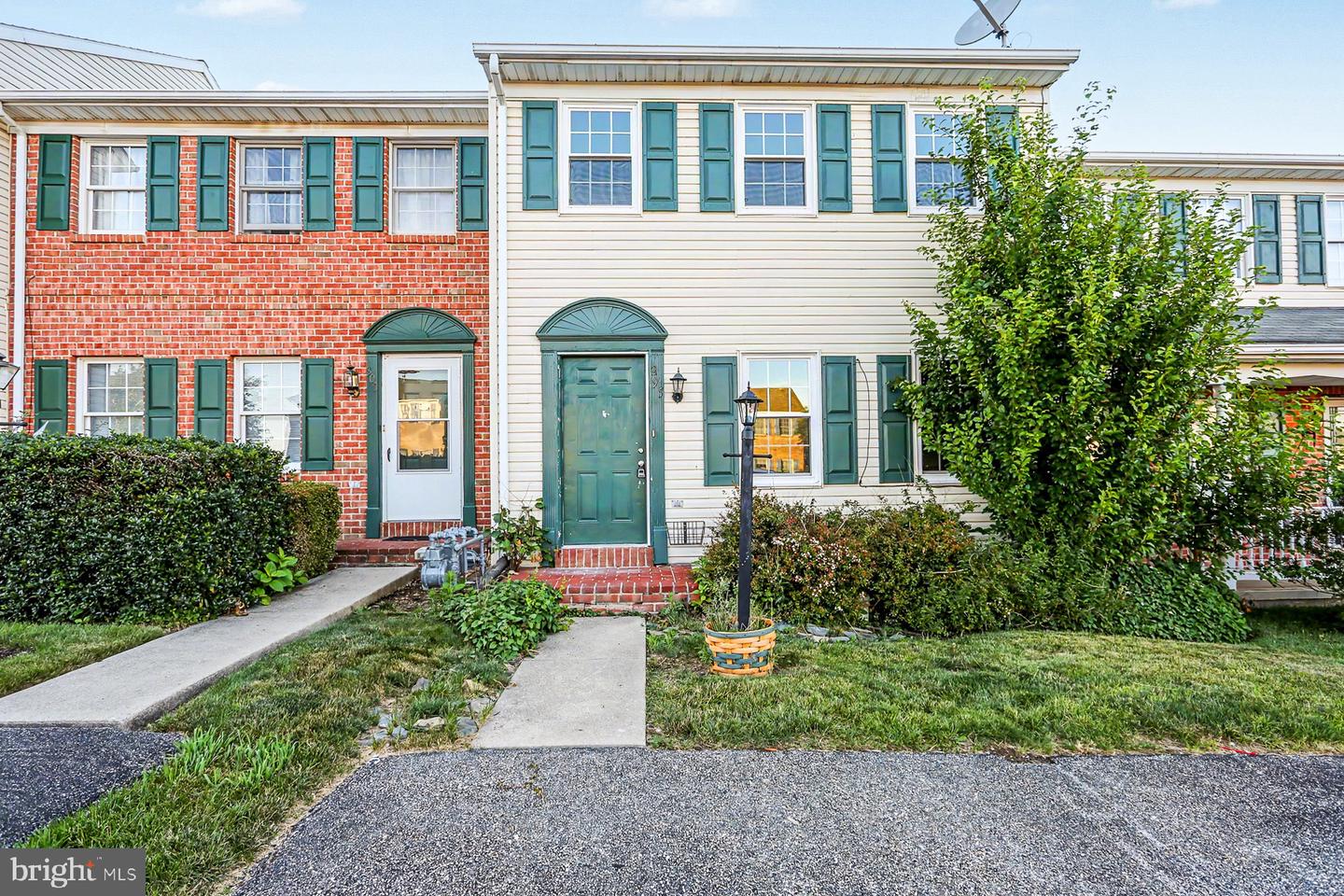 295 Robin Hill Circle