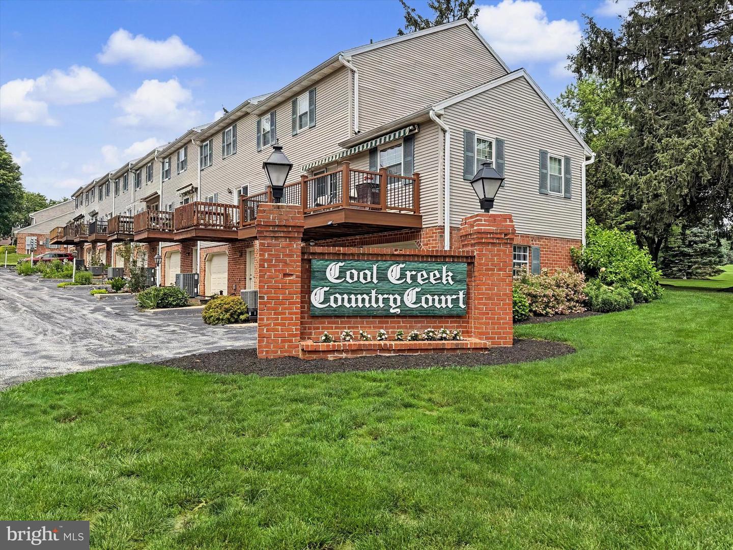 946 Eagle Lane #946