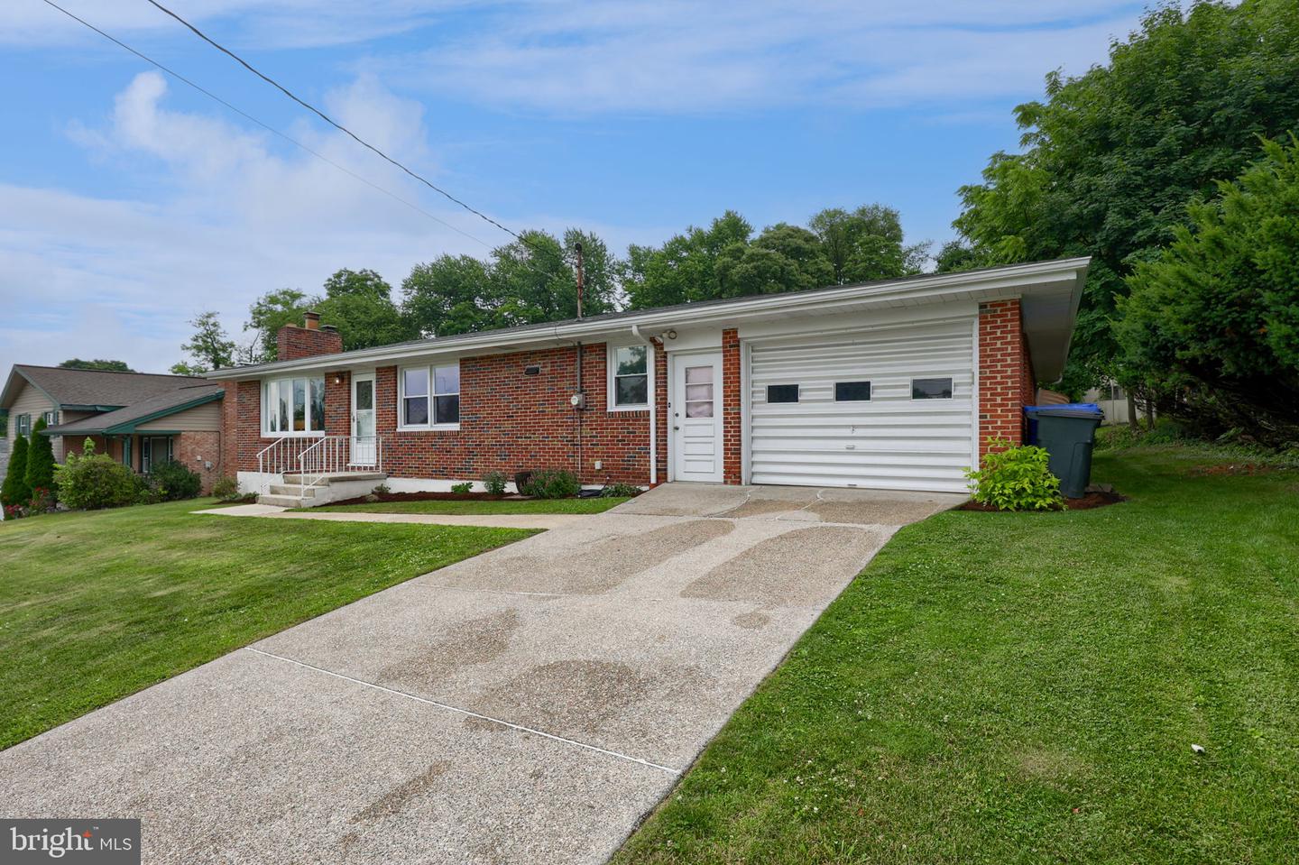 103 Oak Knoll Road