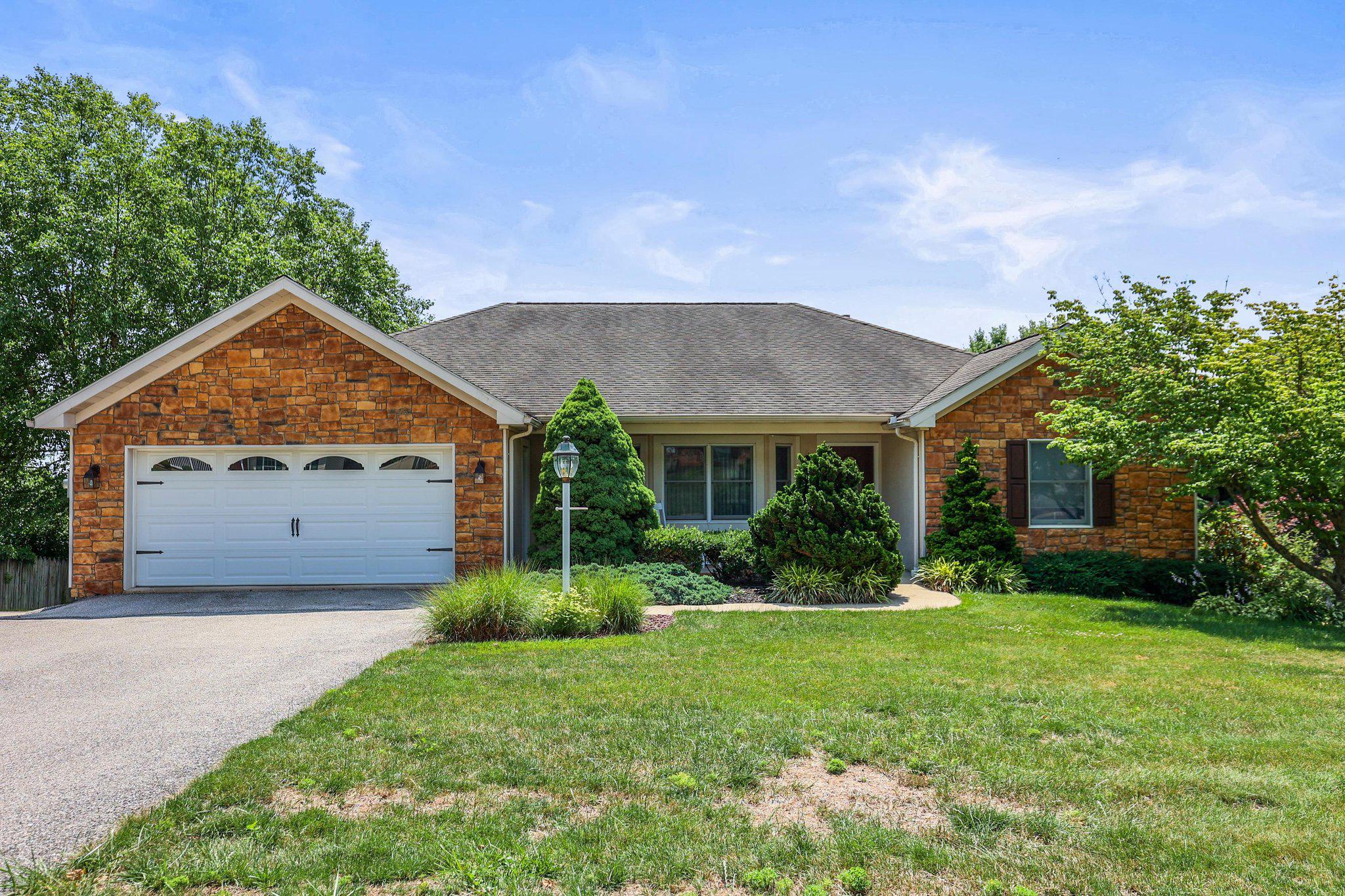 151 Overview Circle E