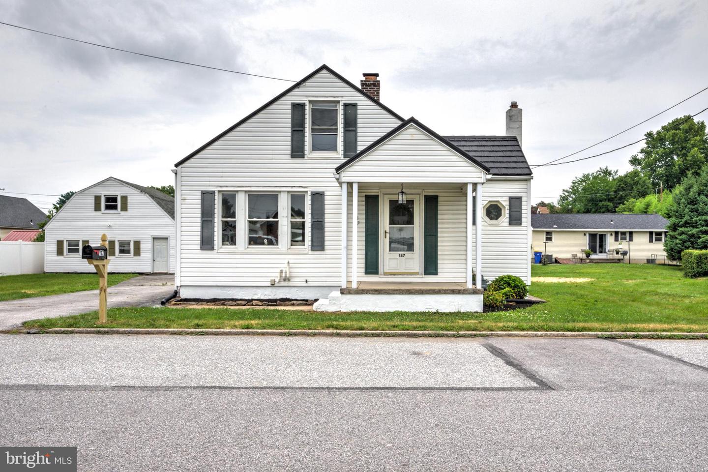 137 Taft Avenue