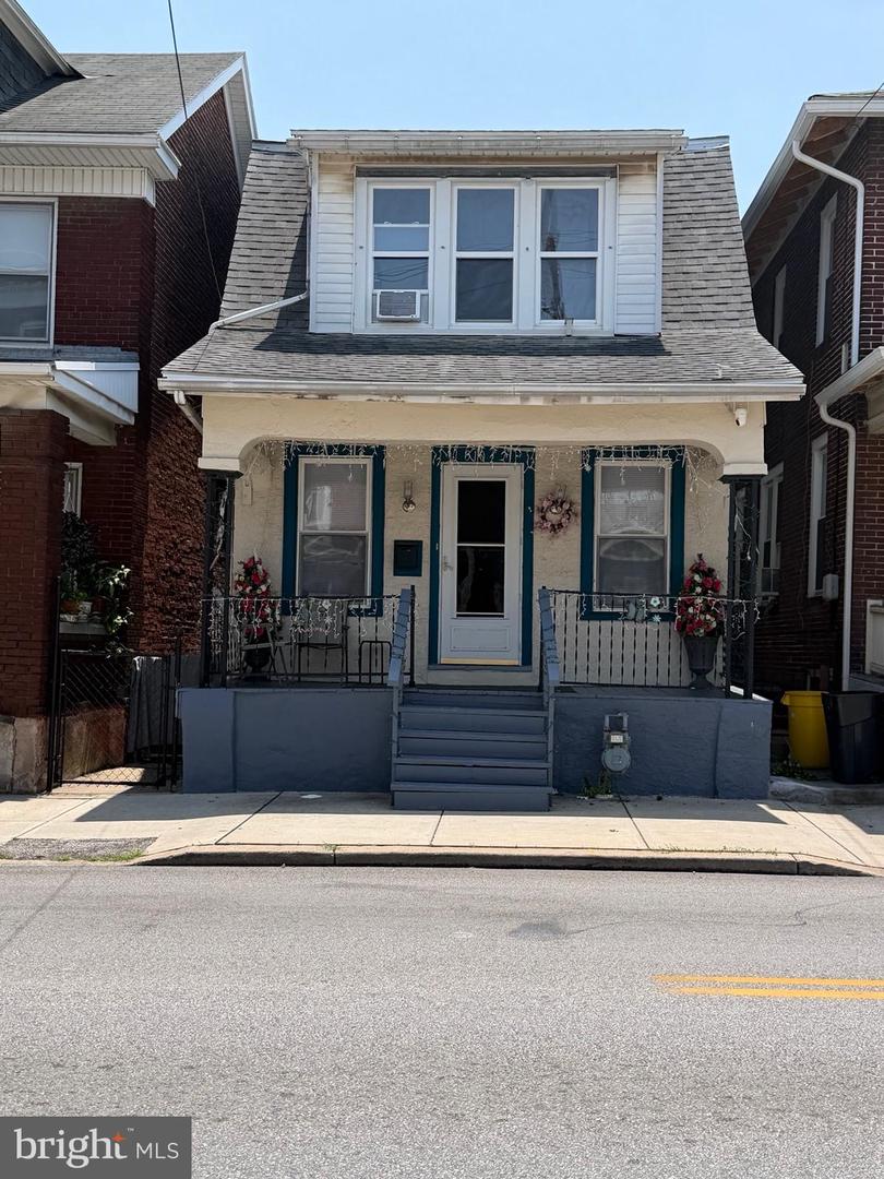 310 E College Avenue