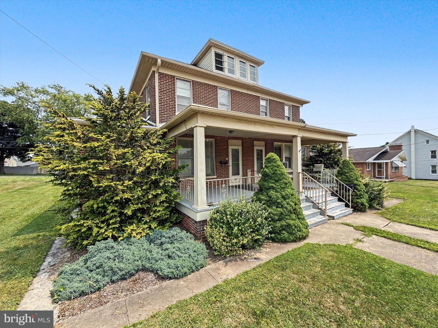 637 S Main Street