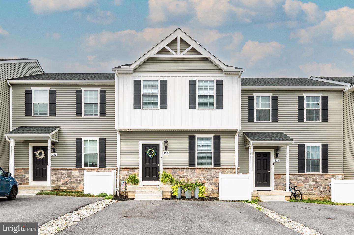 225 Holstein Drive