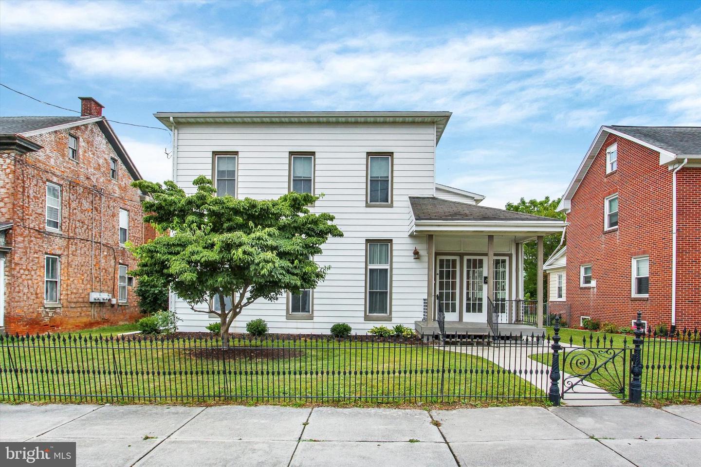232 N Franklin Street