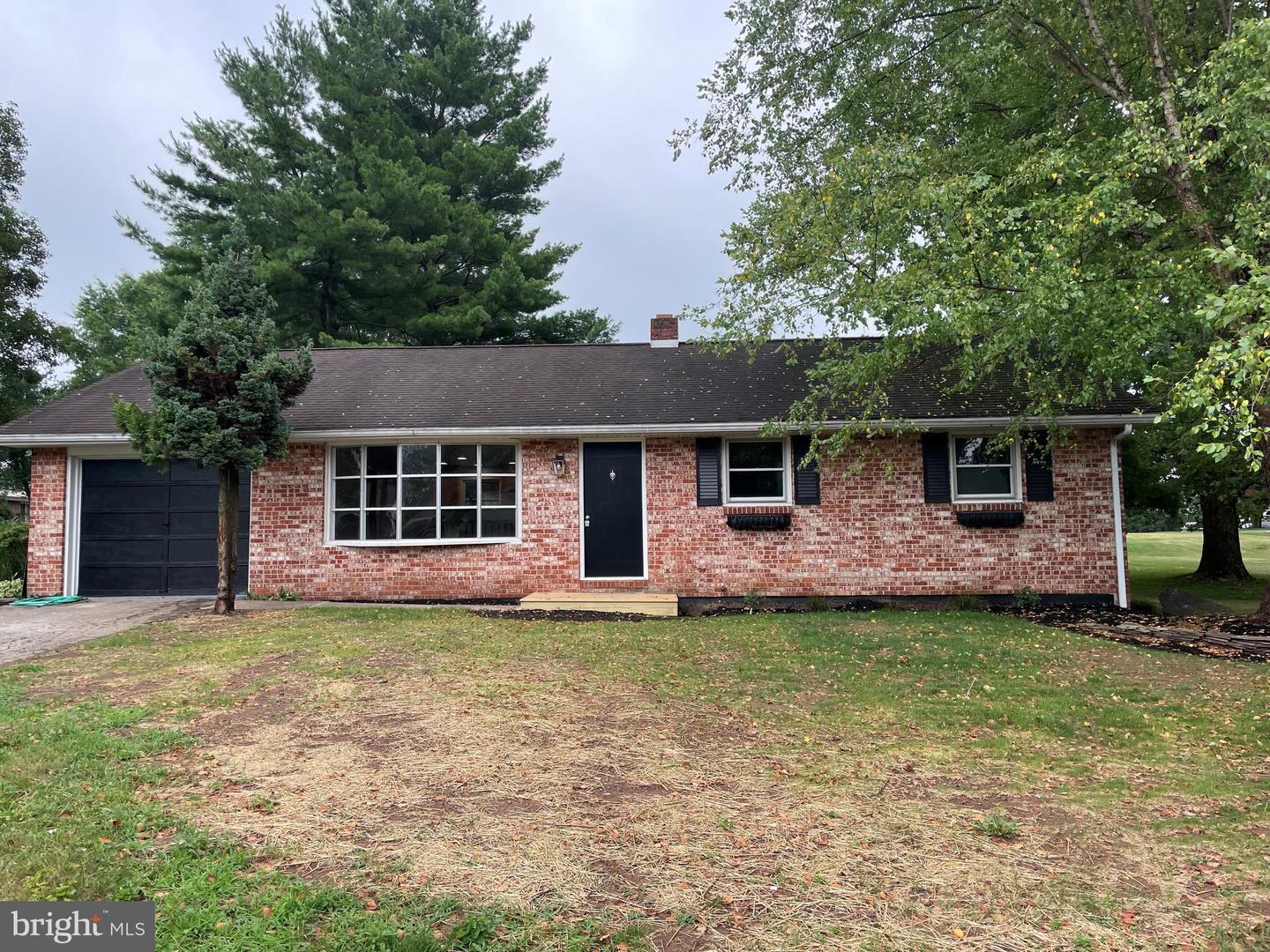 190 Mountain View Drive
