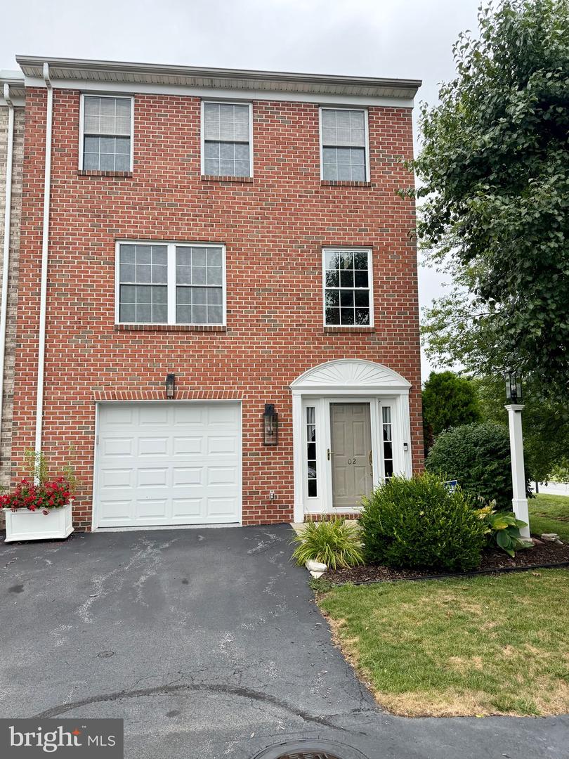 102 Lorenzo Court #102