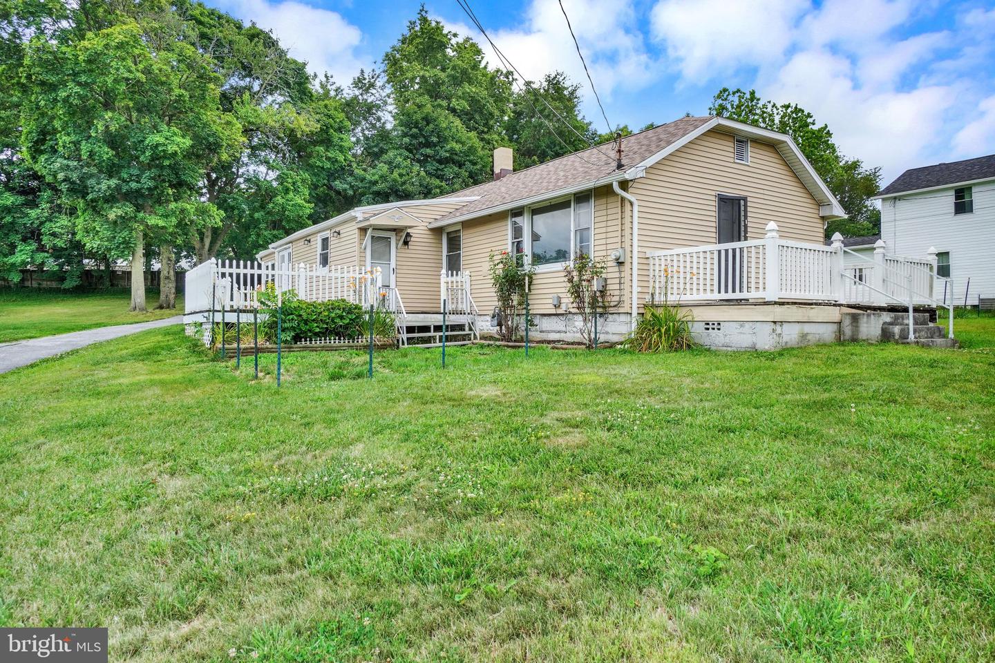 32 Woodland Avenue