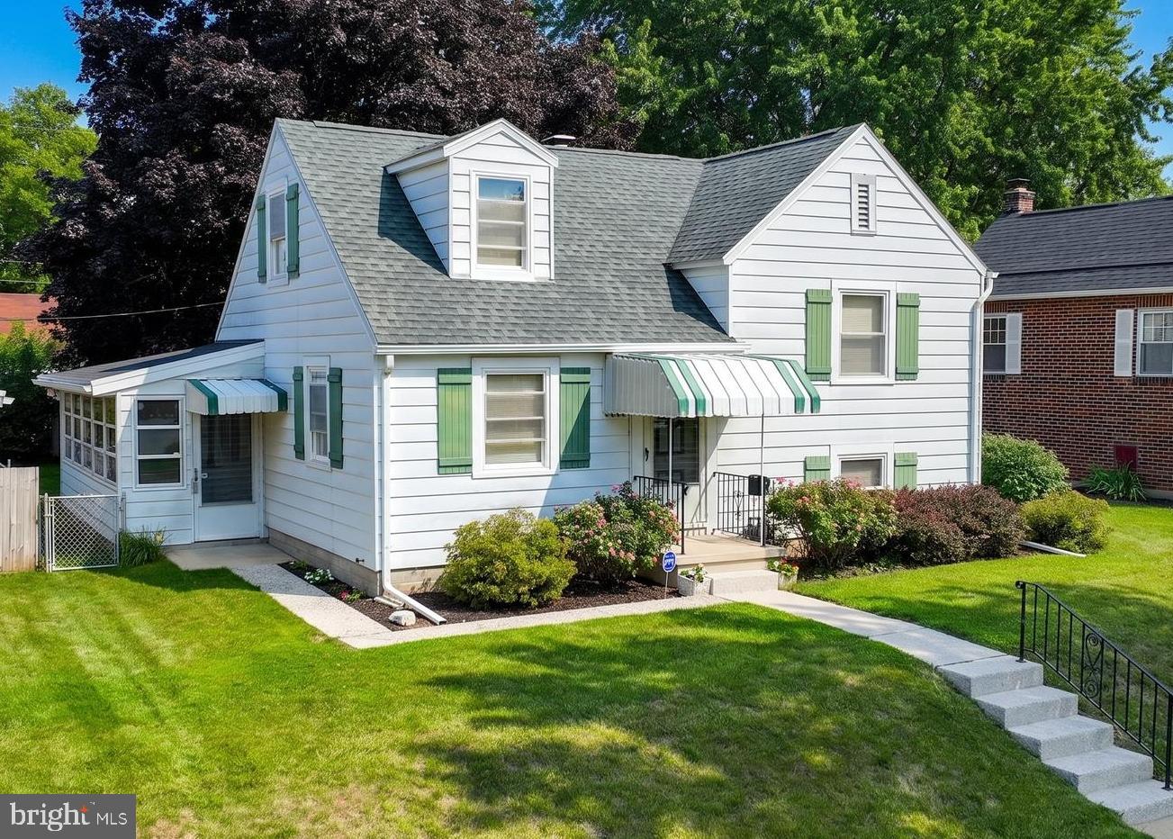 801 Carl Street