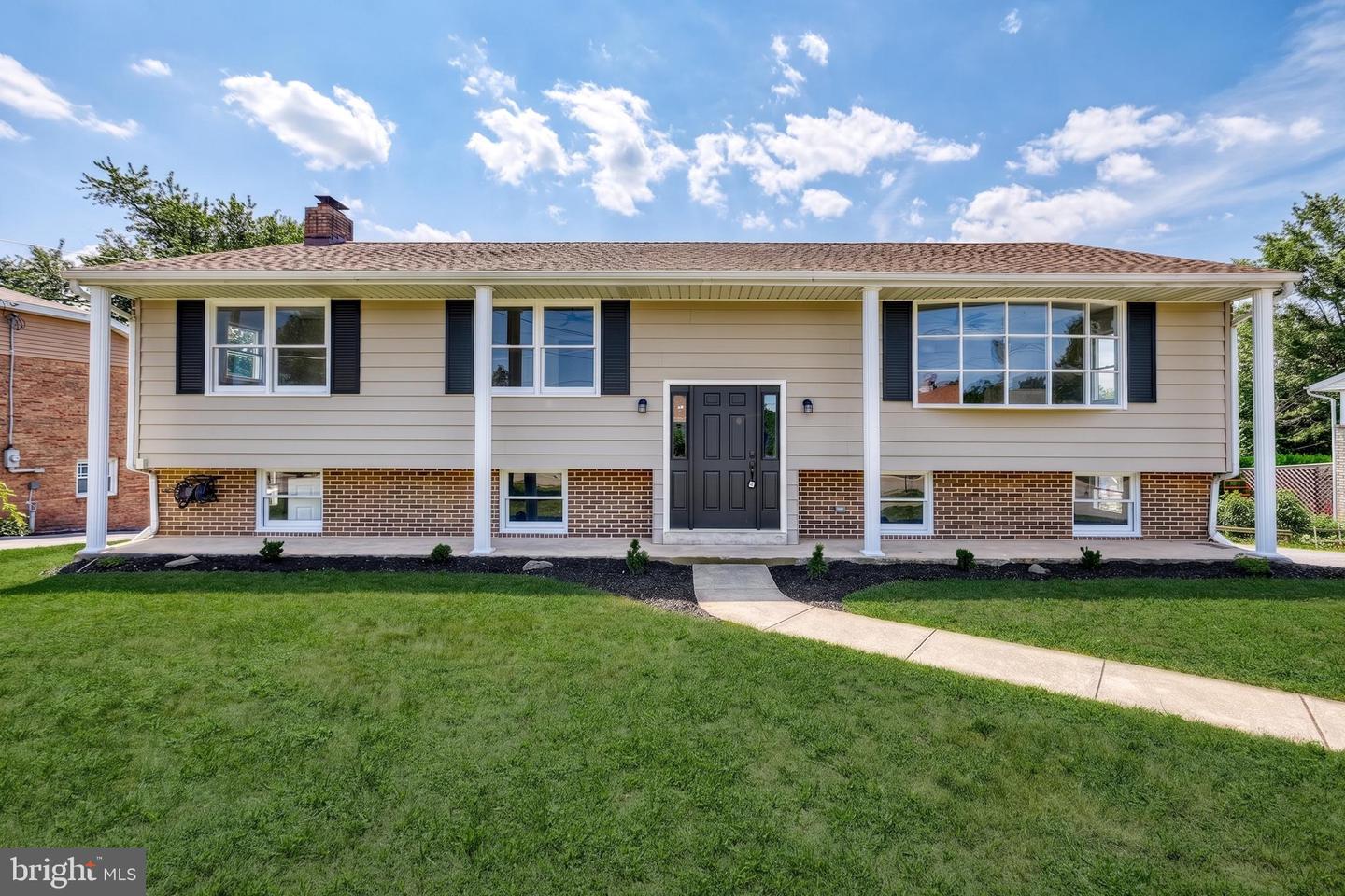 7 Crestline Drive